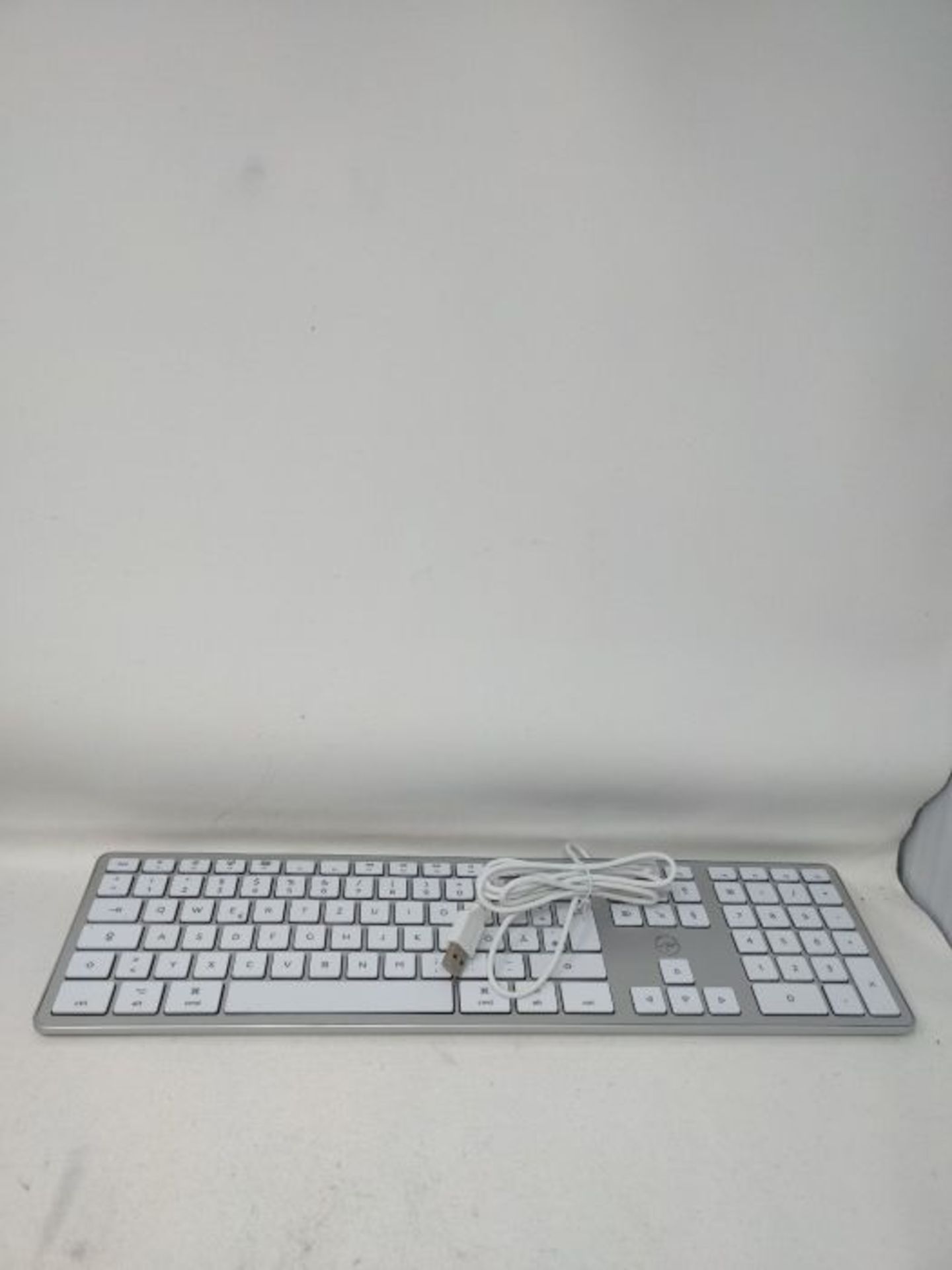 Mobility Lab ML311142 Wired Keyboard QWERTZ German Layout ideal for Mac - White/Silver - Image 3 of 3