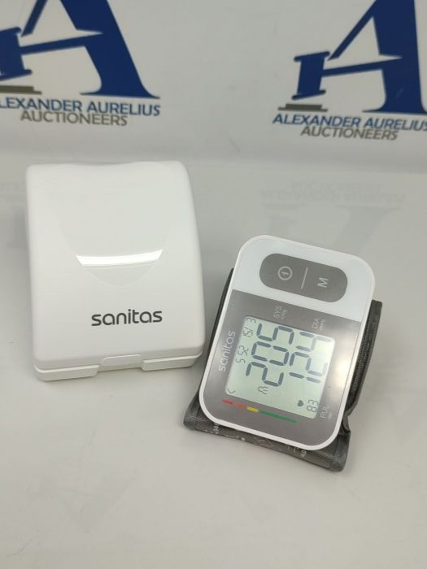 Sanitas SBC 15 Wrist blood pressure monitor, fully automatic blood pressure and pulse - Image 3 of 3