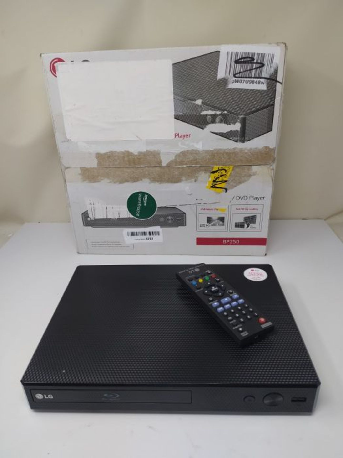 RRP £50.00 LG BP250 DGBRLLK Blu-Ray and DVD Disc Player with Full HD Up-scaling and external HDD - Image 4 of 4