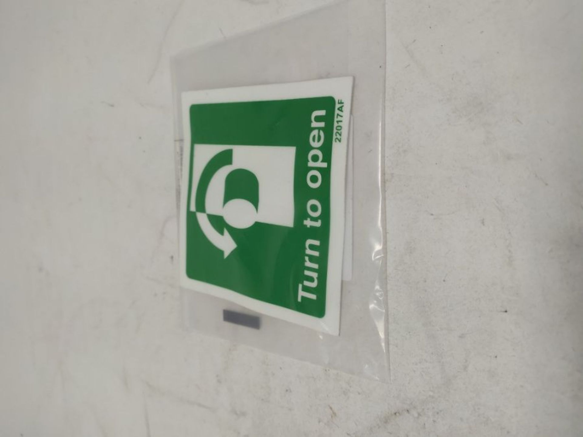 VSafety Glow In The Dark Turn To Open (Anti-Clockwise) Door Sign - 100mm x 100mm - Sel - Image 2 of 2