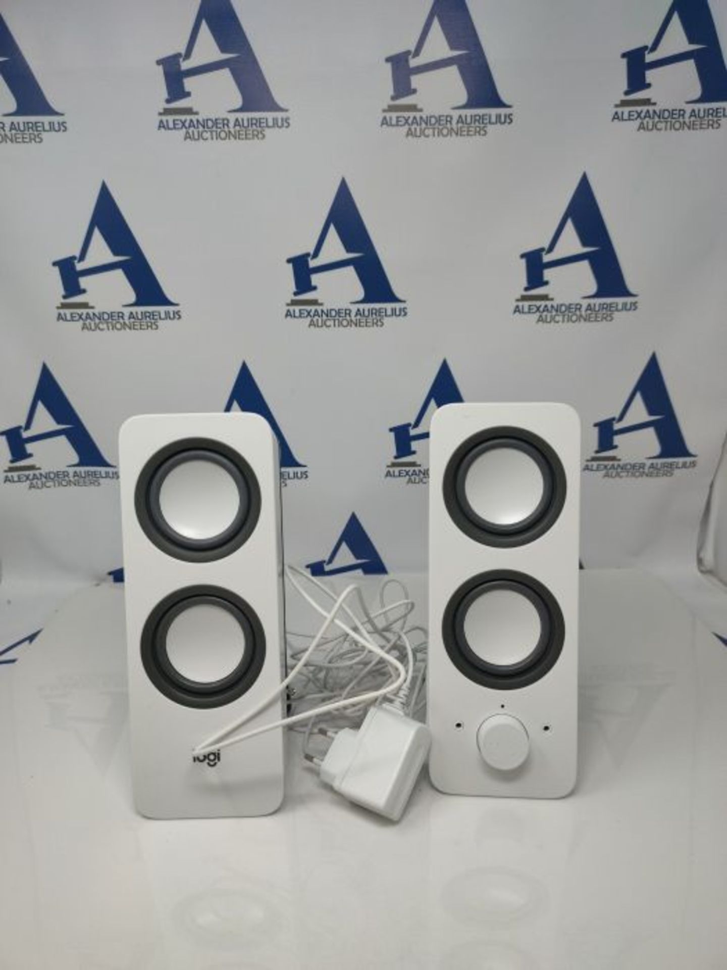 Logitech Z200 PC Speakers, Full Stereo Sound, 10 Watts Peak Power, 2 x 3.5mm Audio Inp - Image 3 of 3