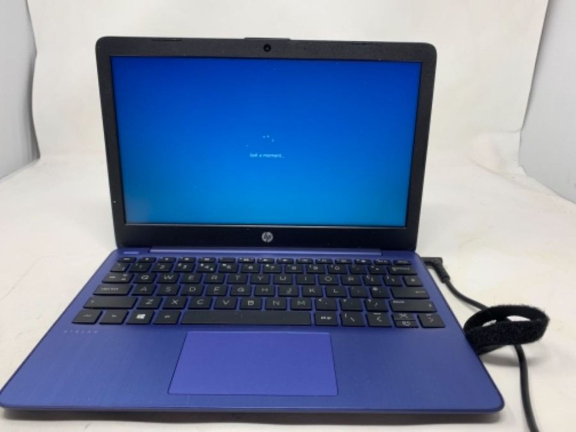 RRP £853.00 AS NEW - HP Stream 11-AK0001NA 11.6" Laptop 1366 x 768 pixels Intel Celeron N4000 2GB - Image 3 of 3