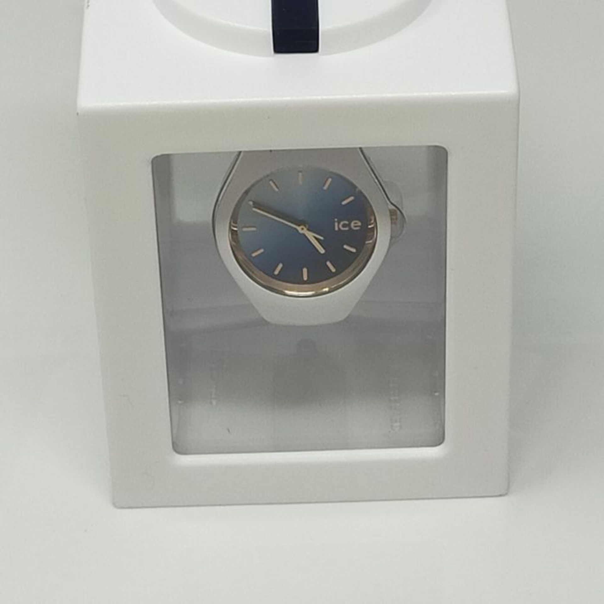 RRP £82.00 Ice-Watch - ICE Duo Chic White Marine - Women's Wristwatch with Silicon Strap - 017153 - Image 3 of 3