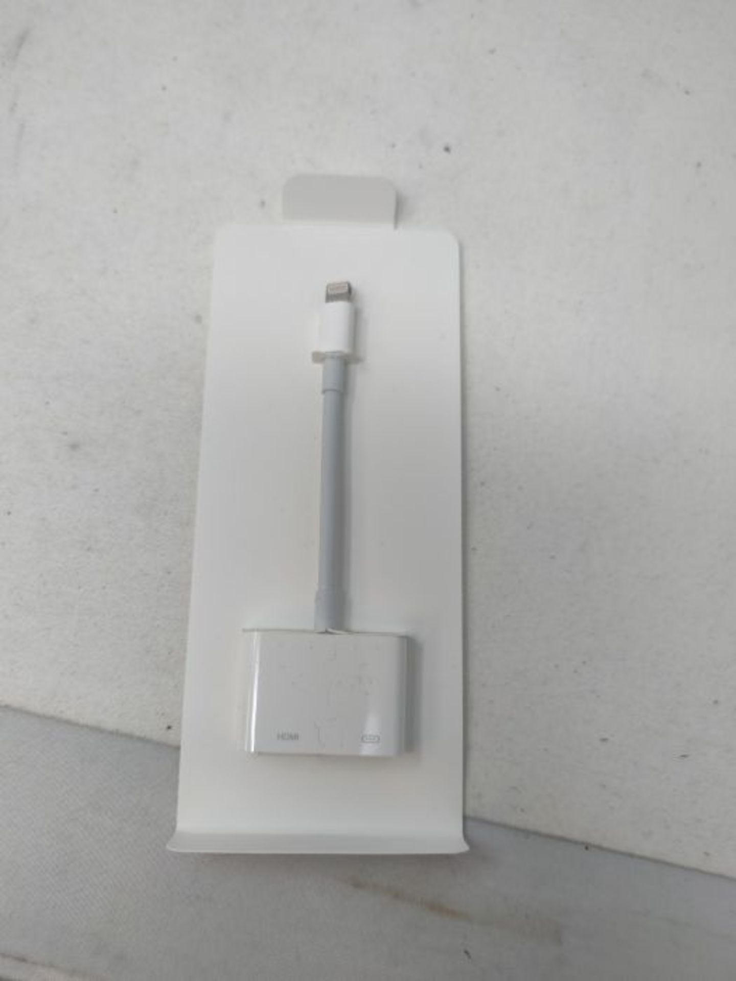 Apple Lightning Digital AV Adapter - Image 3 of 3