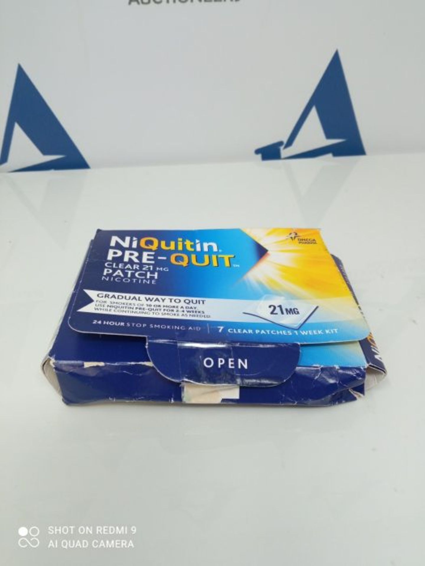 NiQuitin Clear Pre-Quit Patch - 21mg, 7 Nicotine Patches - Stop Smoking Aid - Image 2 of 3