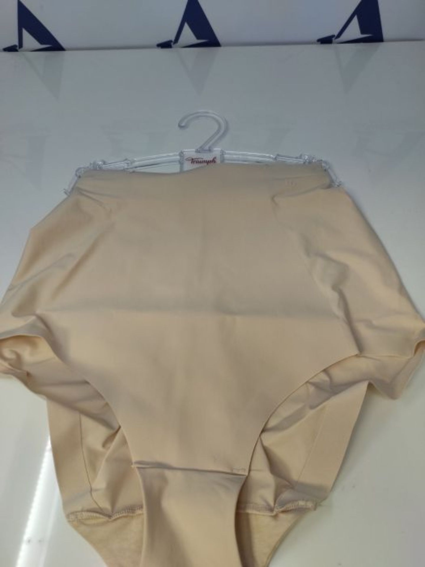 Triumph Women's Medium Shaping Series Highwaist Panty Base Layers, Beige (Nude Beige 0 - Image 2 of 3