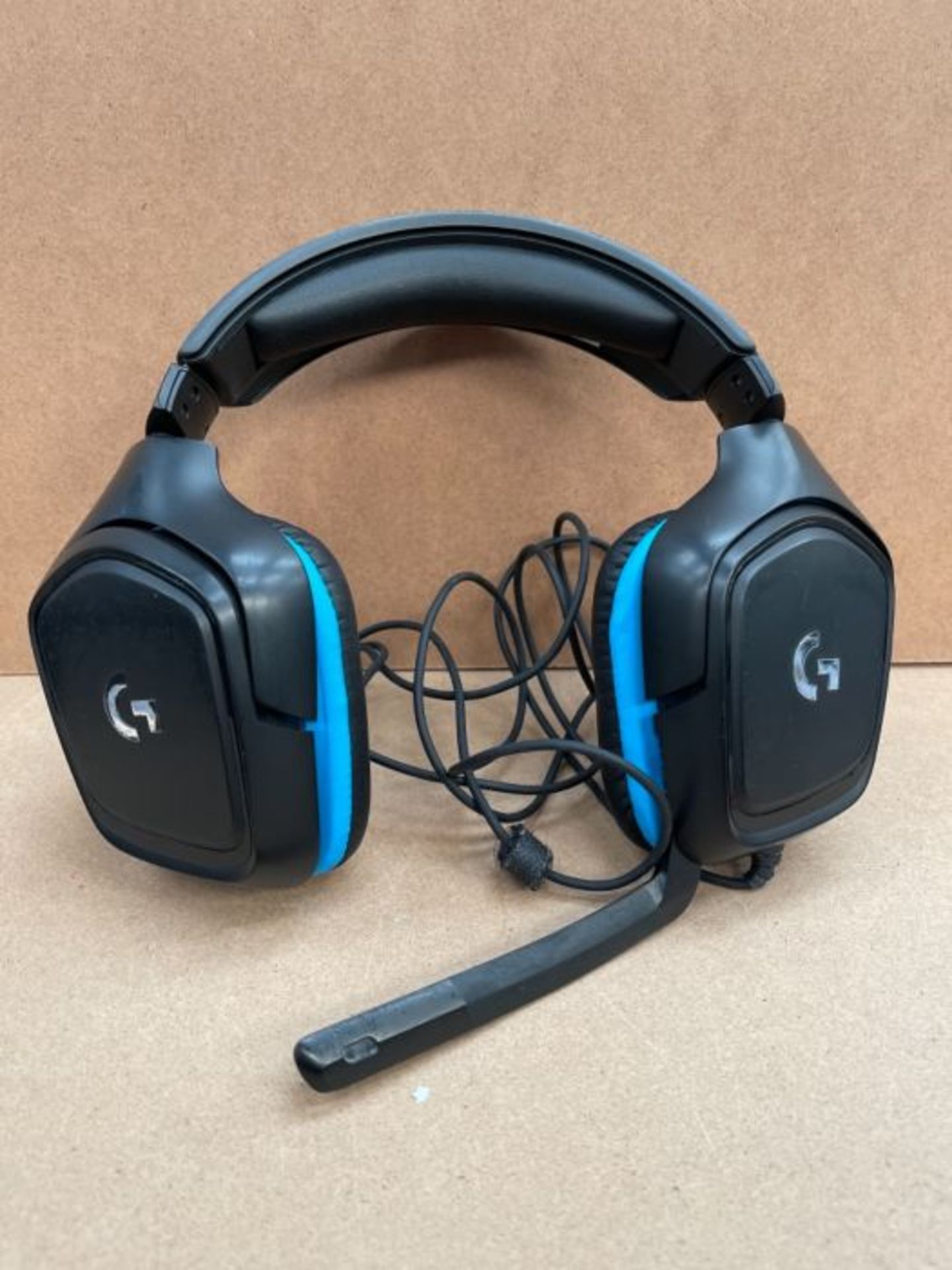 Logitech G432 Wired Gaming Headset, 7.1 Surround Sound, DTS Headphone:X 2.0, 50 mm Aud - Image 2 of 2