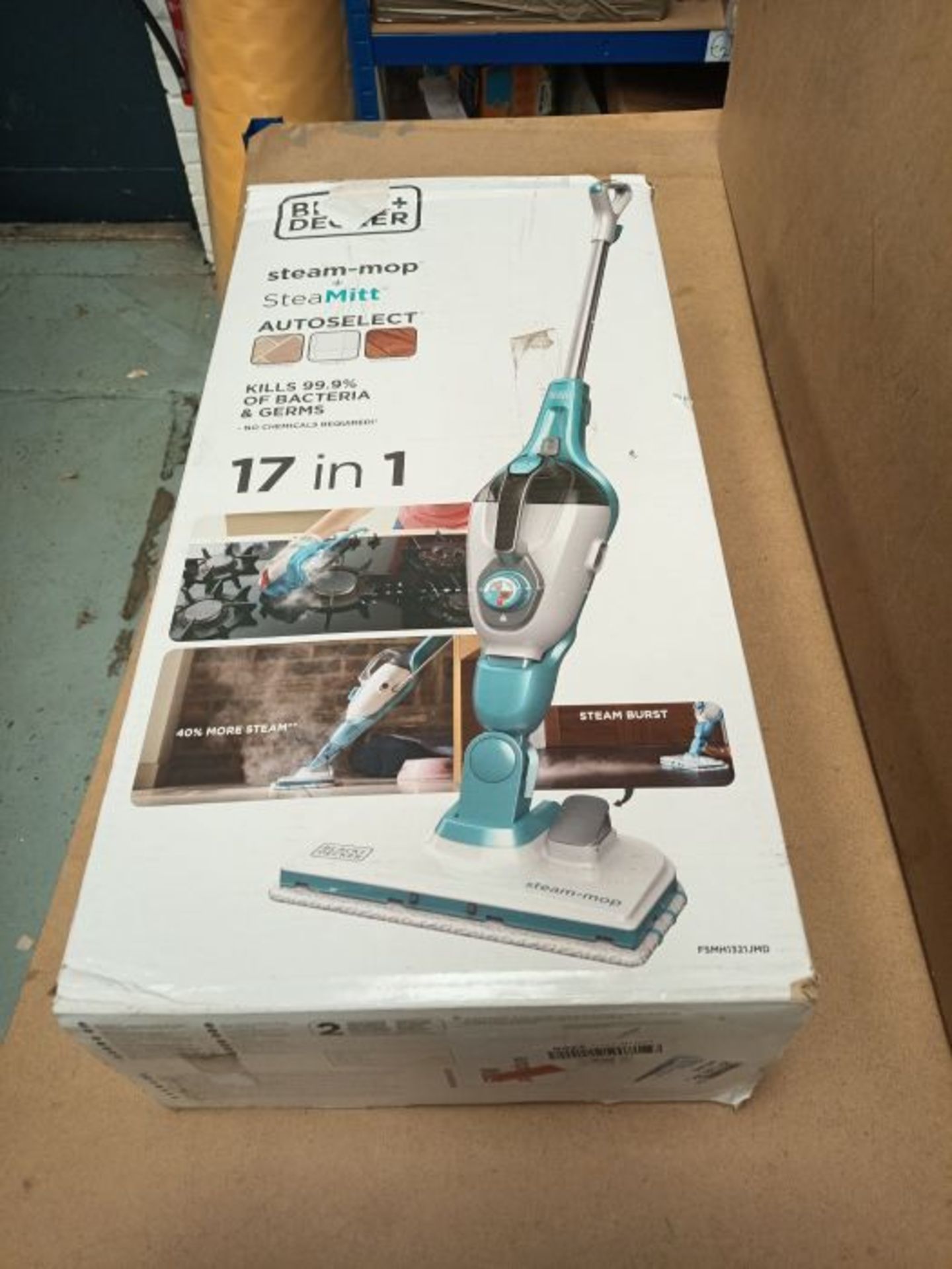 RRP £164.00 BLACK & DECKER FSMH1321JMD STEAM MOP + GUANTO - Image 2 of 3