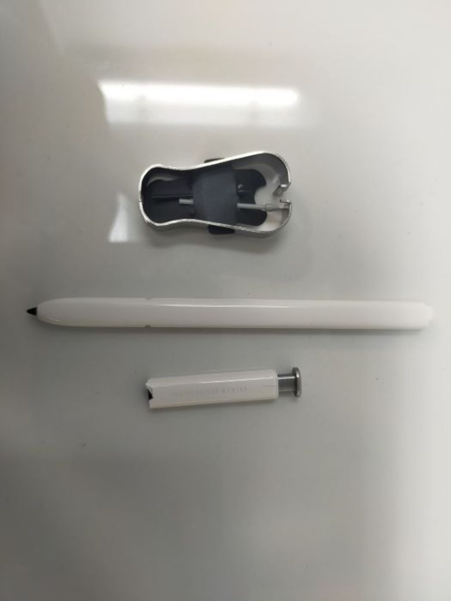 [CRACKED] Samsung Note20 Series S Pen, Mystic White - Image 2 of 3