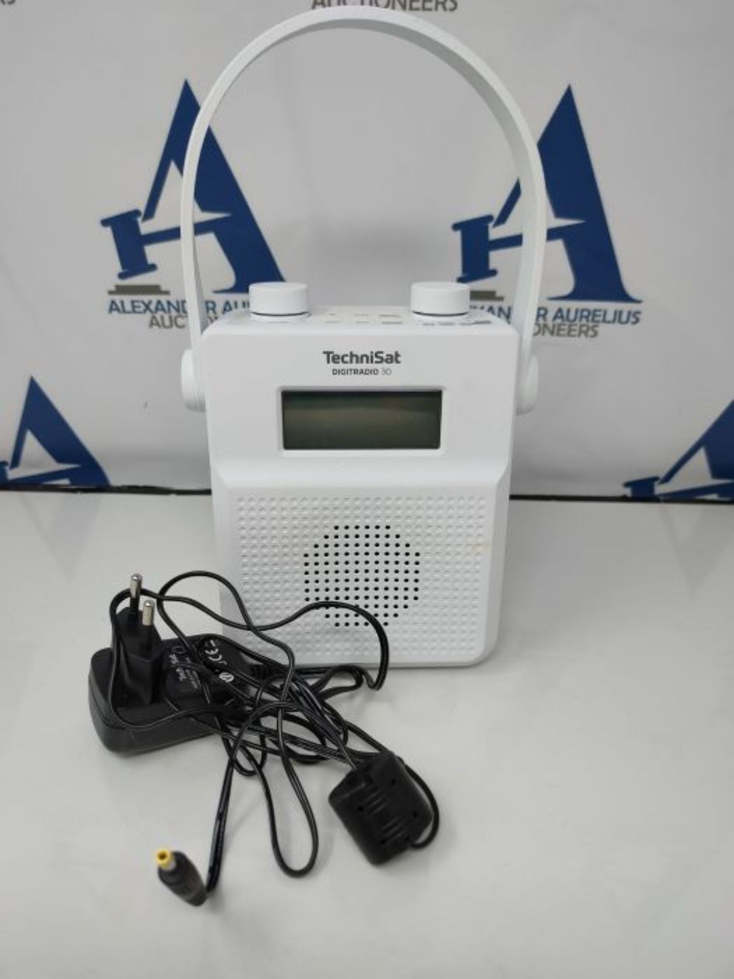 TechniSat Digital Shower Radio, 30 DAB, VHF, Integrated Battery, Bluetooth, IP X5 Jet - Image 3 of 3