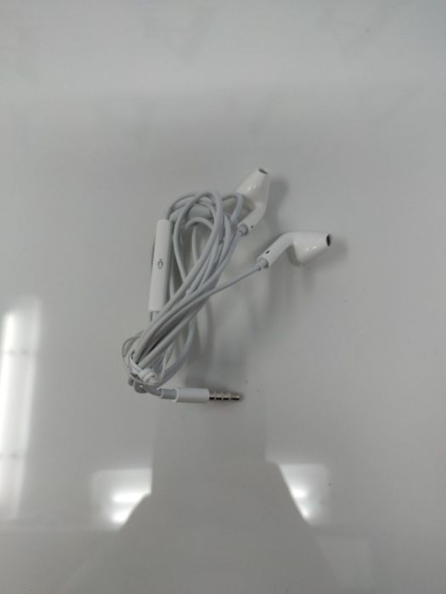 Apple EarPods with 3.5mm Headphone Plug - White - Image 2 of 2