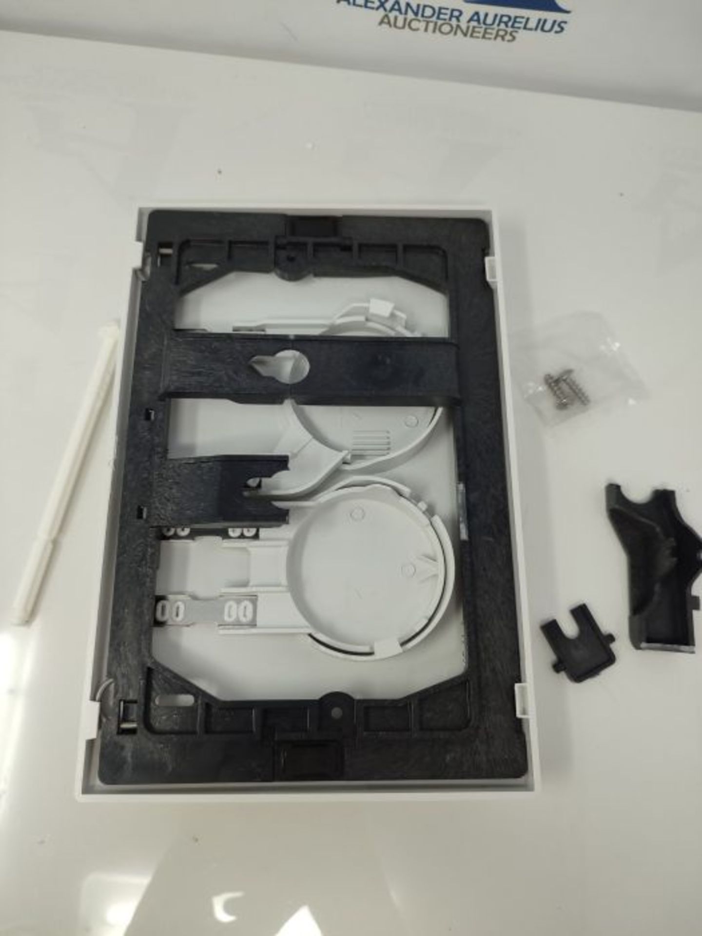 Geberit K11752 Delta 21 115.125.111 Actuator, Inspection Plate White, 245 x 165 x 14 m - Image 3 of 3