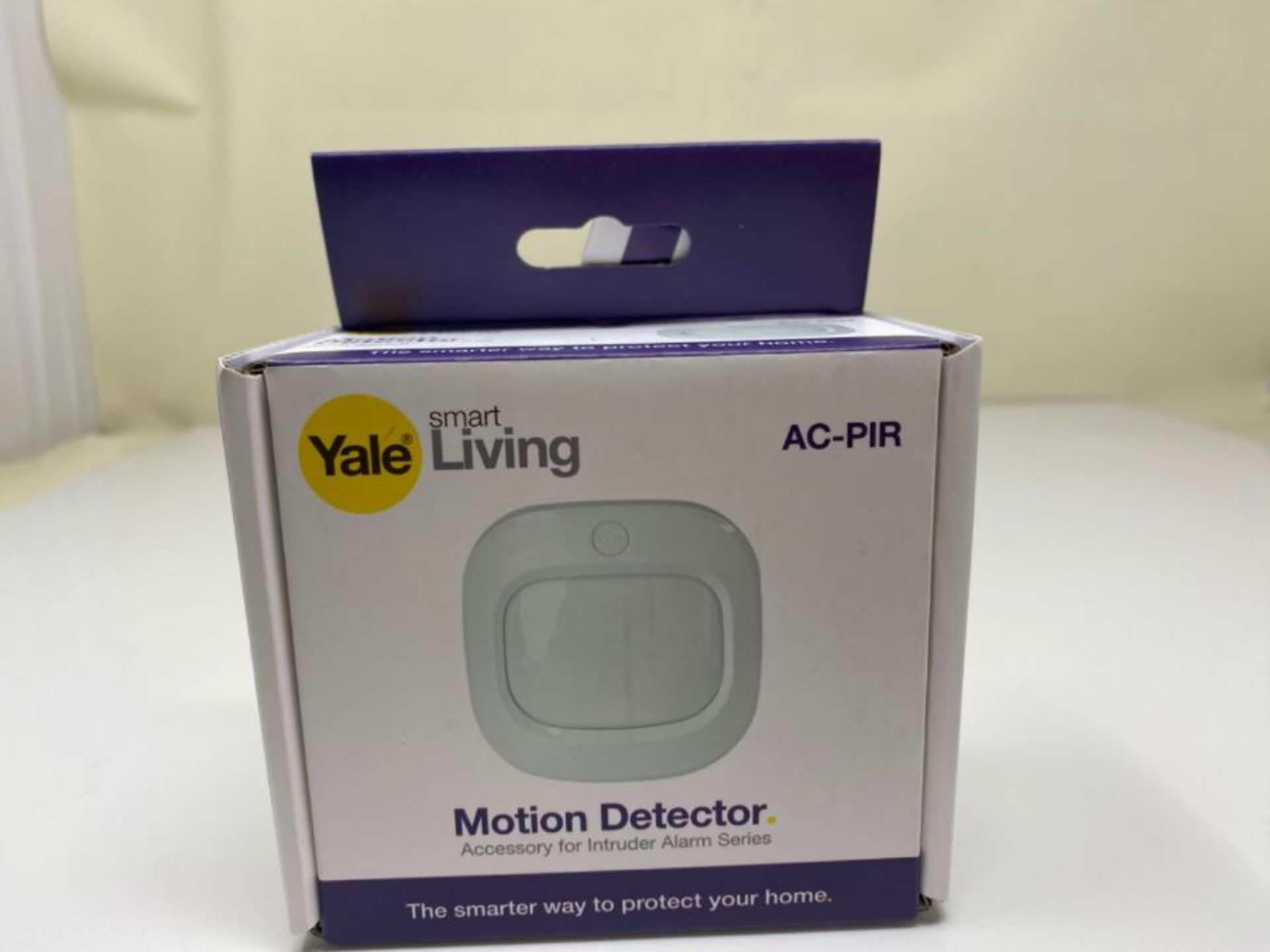 Yale AC-PIR Sync Alarm Motion Detector - Sync Smart Home Alarm - 200 m range - Works w - Image 2 of 3