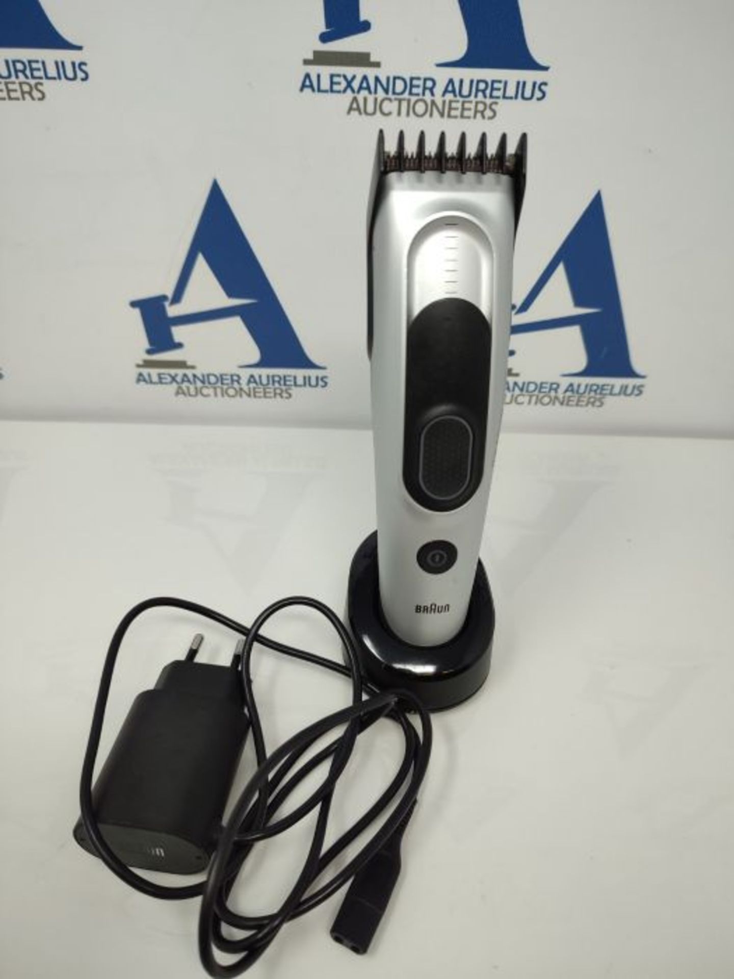 Braun HC 5090 HairClipper - Image 2 of 2