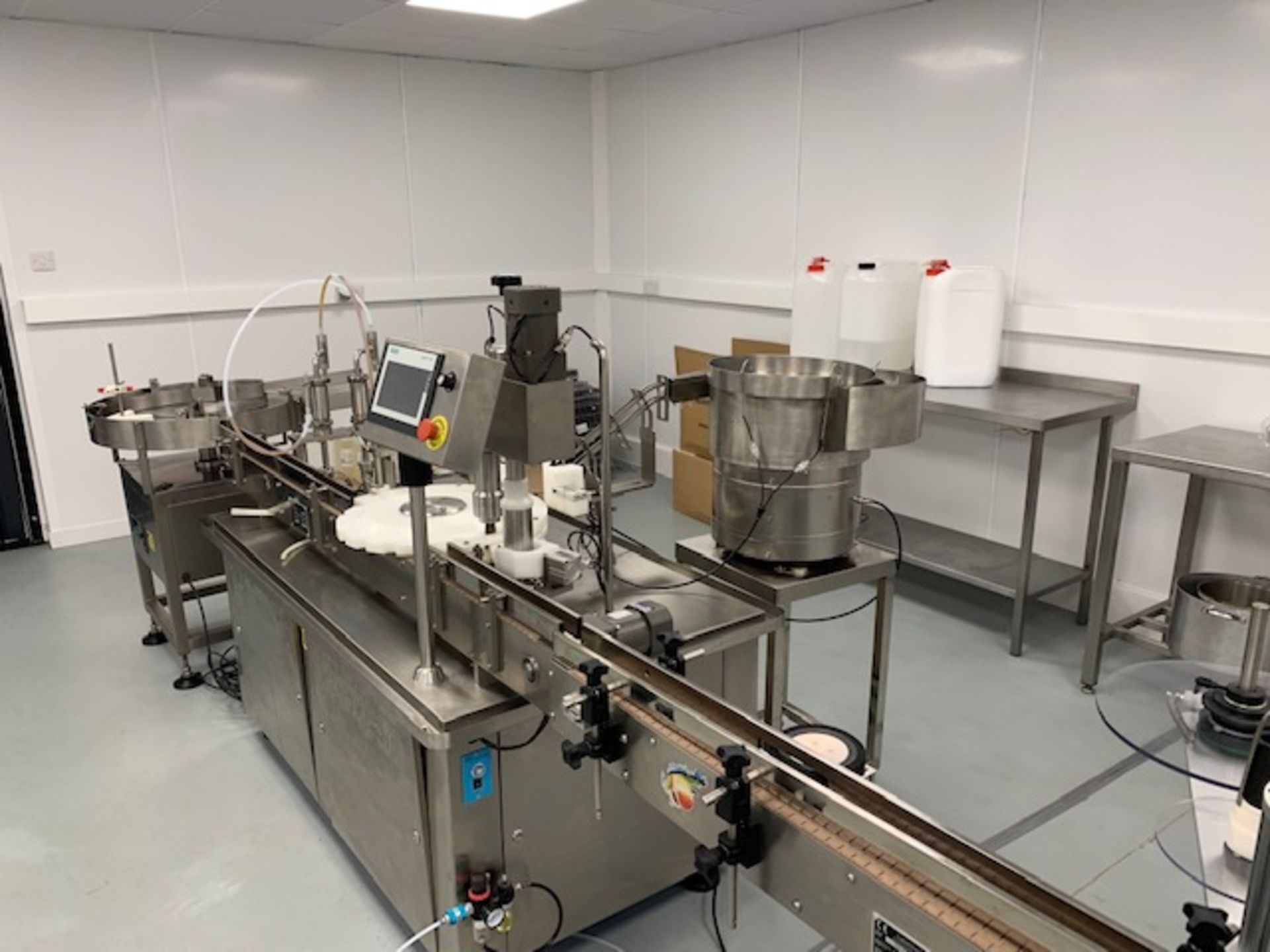 E Liquid filling and packing line - Image 5 of 17