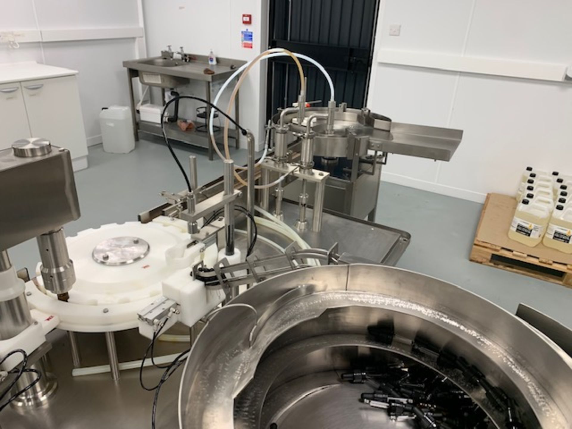 E Liquid filling and packing line - Image 16 of 17