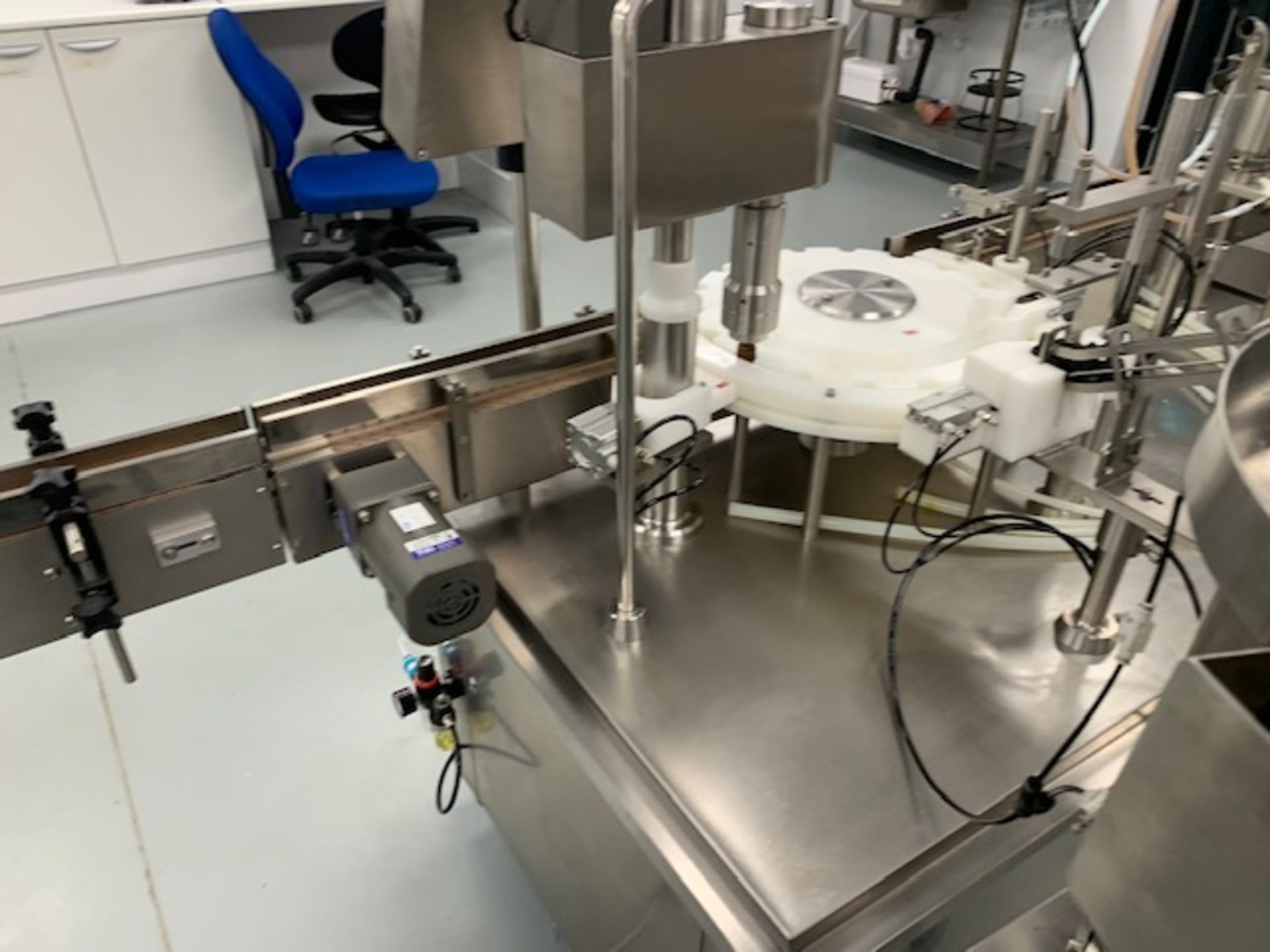 E Liquid filling and packing line - Image 17 of 17