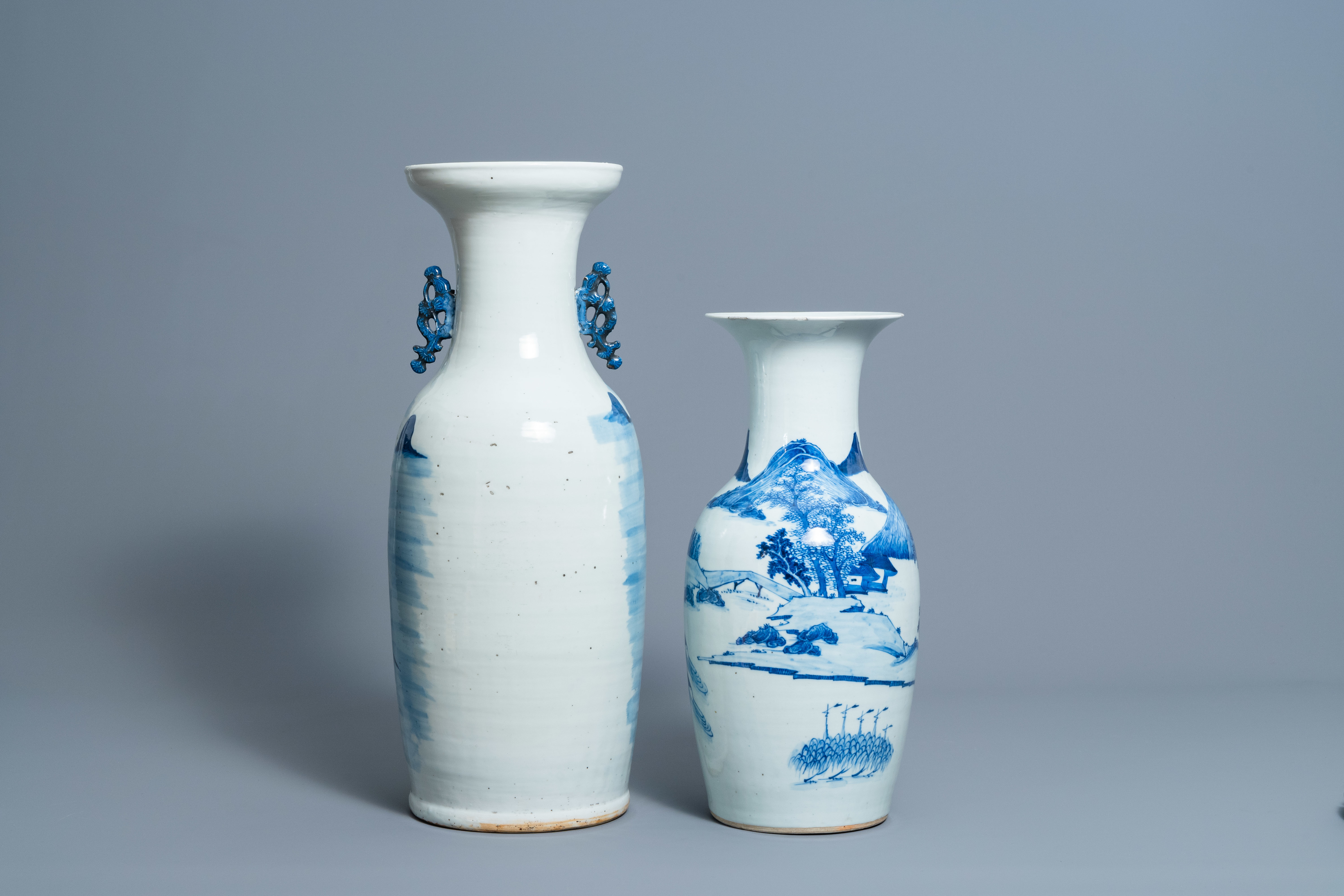 Two Chinese blue and white 'landscape' vases, 19th/20th C. - Image 4 of 9