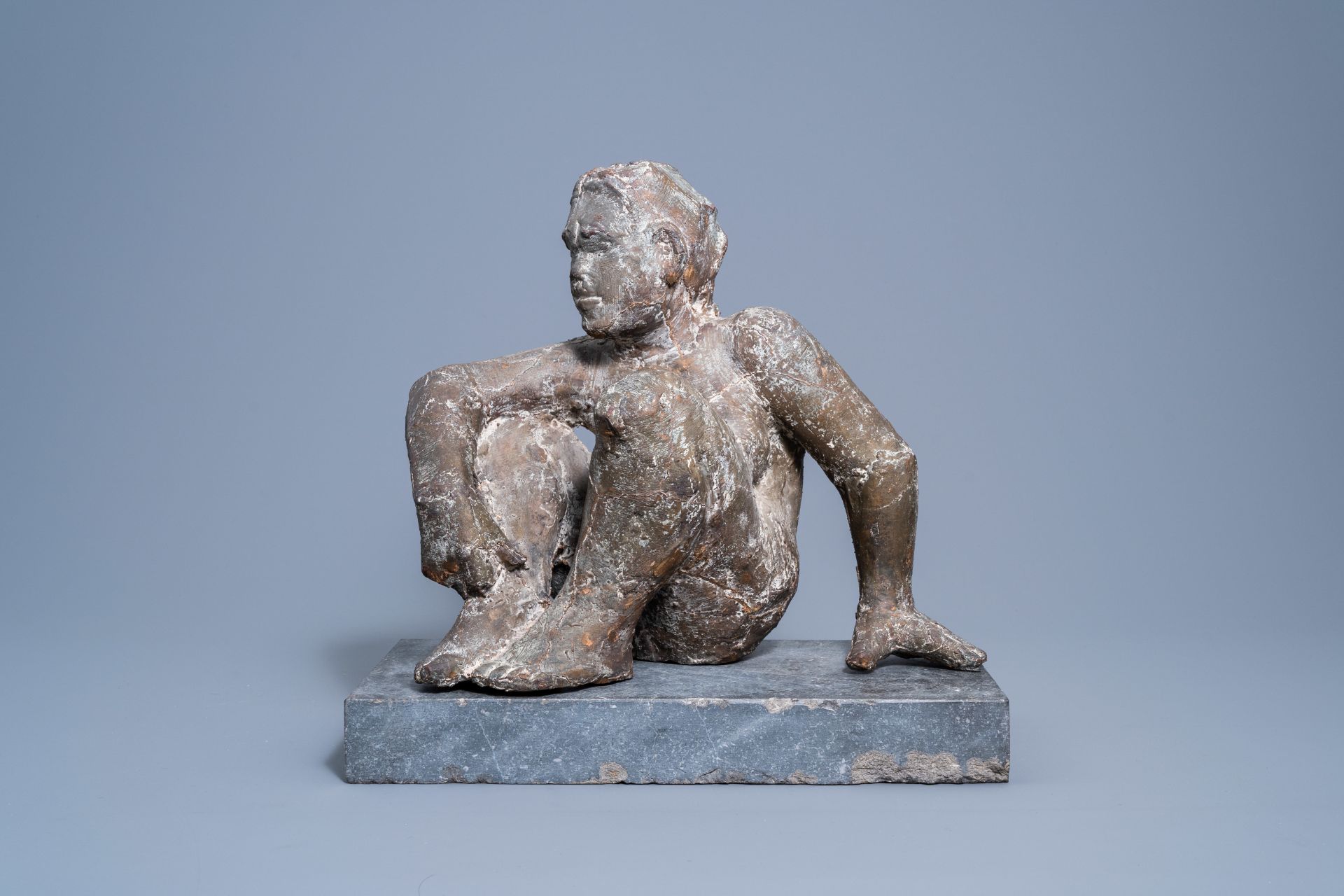 Henk Visser (1956): Seated figure, bronze on a bluestone base, ed. 1/6 - Image 6 of 15