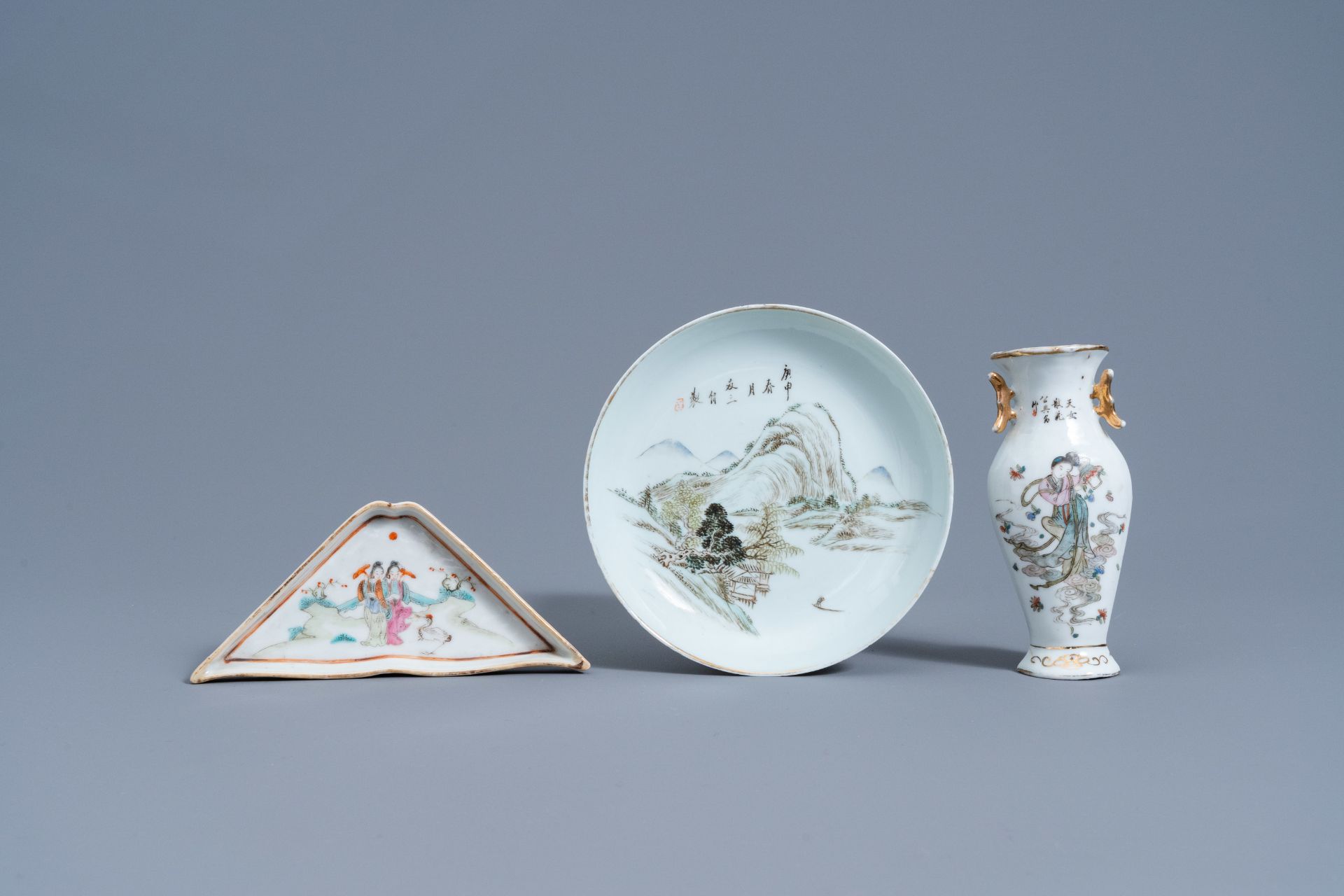 A varied collection of Chinese famille rose and qianjiang cai porcelain, 19th/20th C. - Image 8 of 15