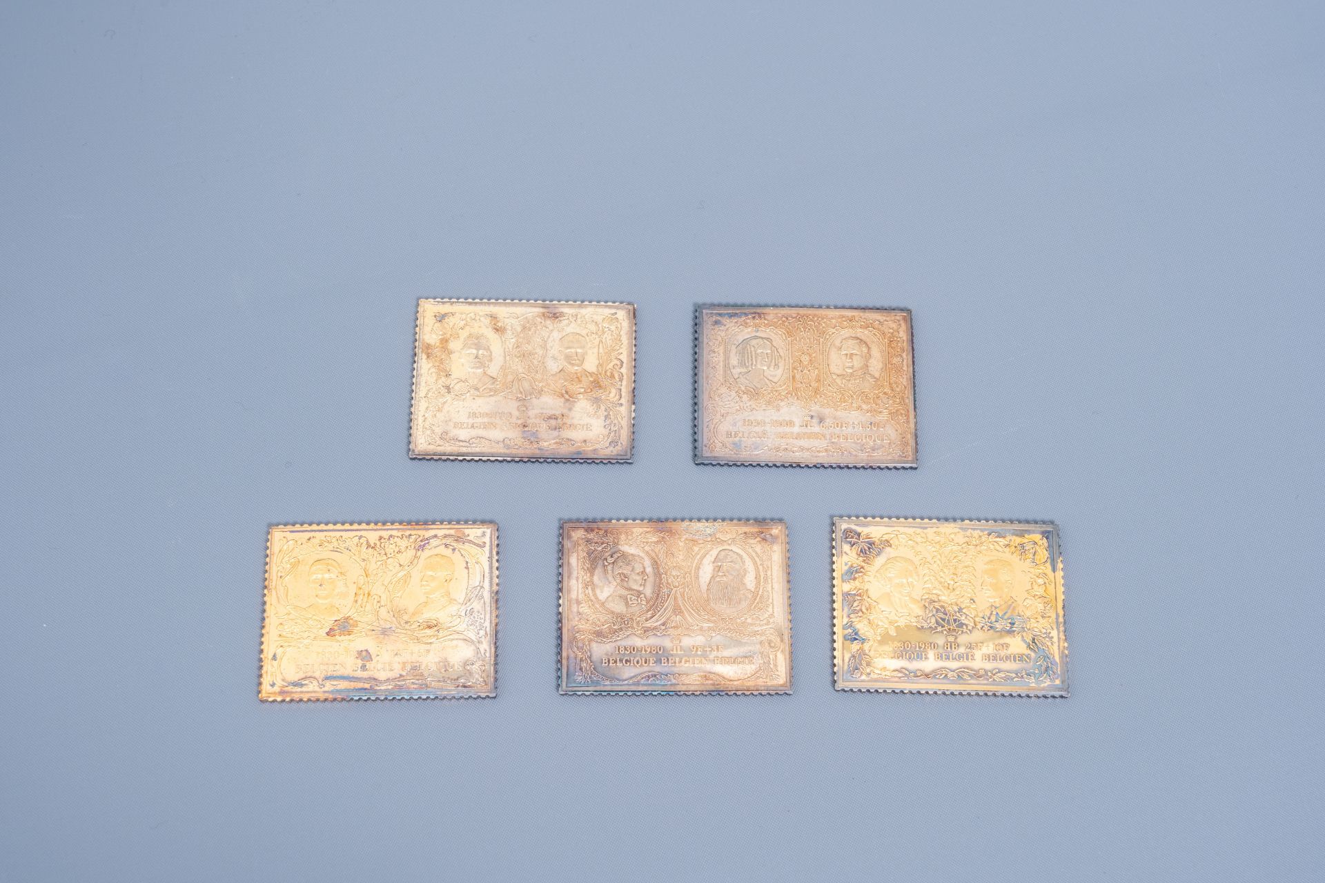 A collection of 25 Belgian silver-gilt stamps with matching case, the 'Dynastie-verzameling', 925/00 - Image 7 of 19