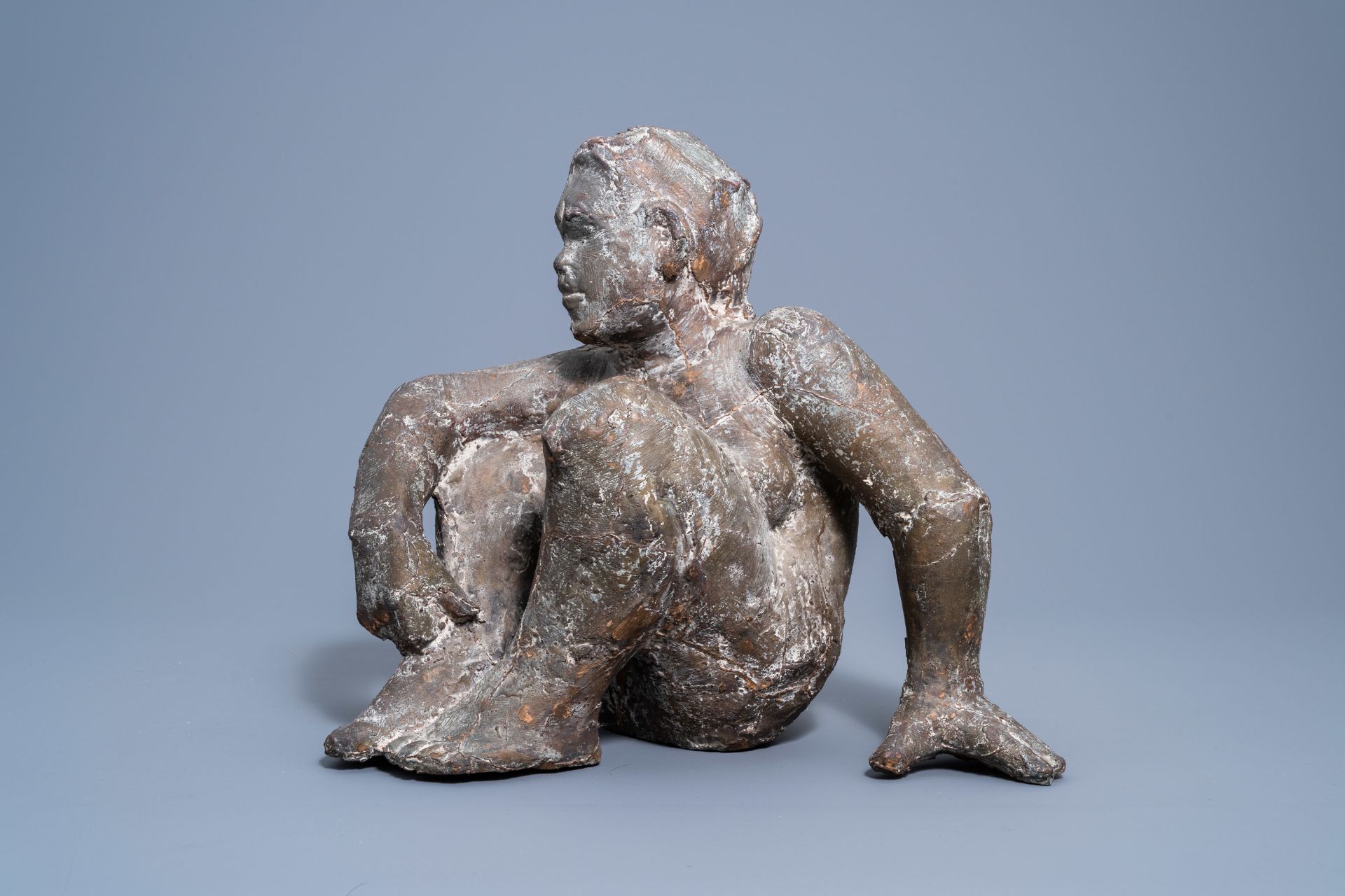 Henk Visser (1956): Seated figure, bronze on a bluestone base, ed. 1/6 - Image 7 of 15