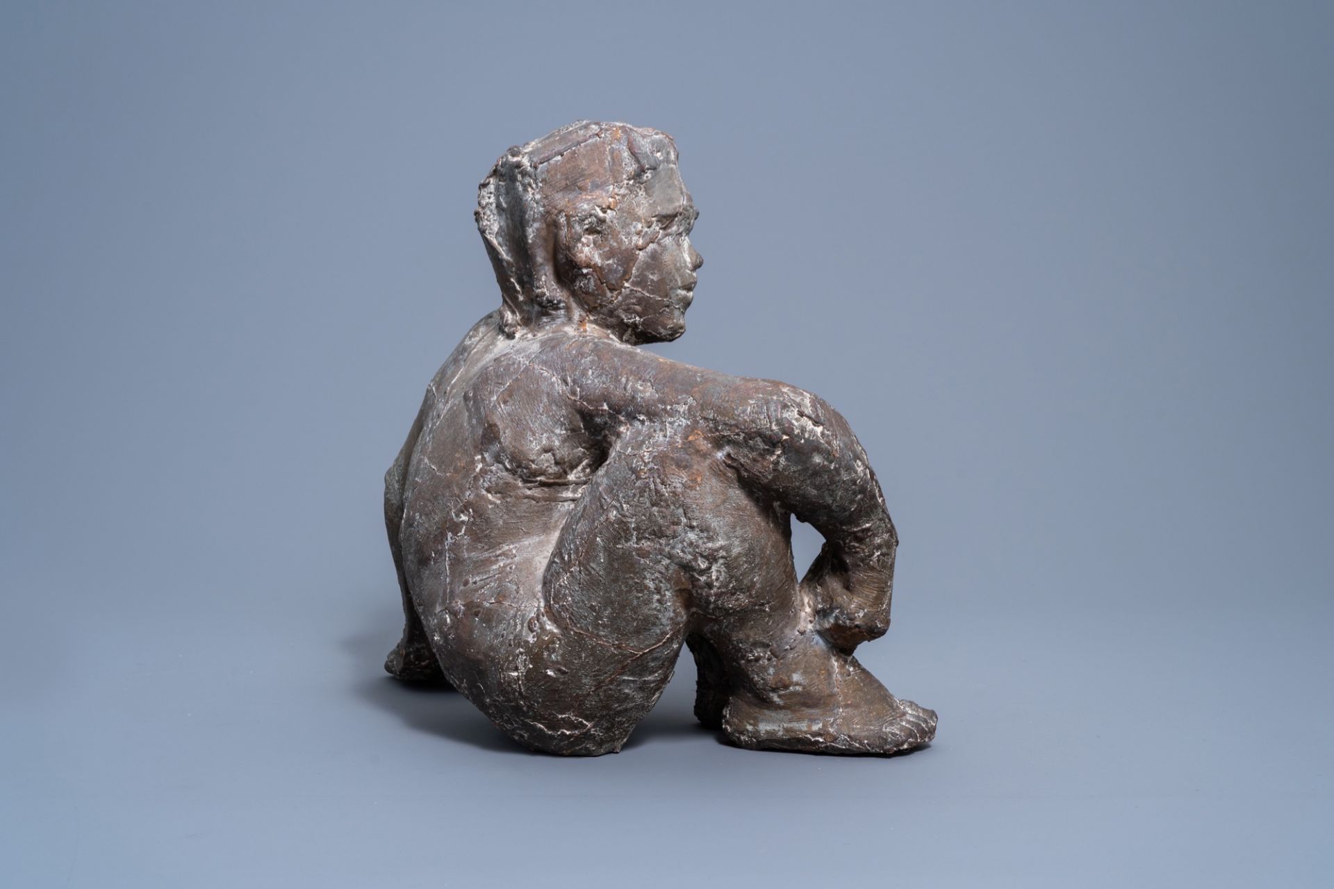 Henk Visser (1956): Seated figure, bronze on a bluestone base, ed. 1/6 - Image 9 of 15