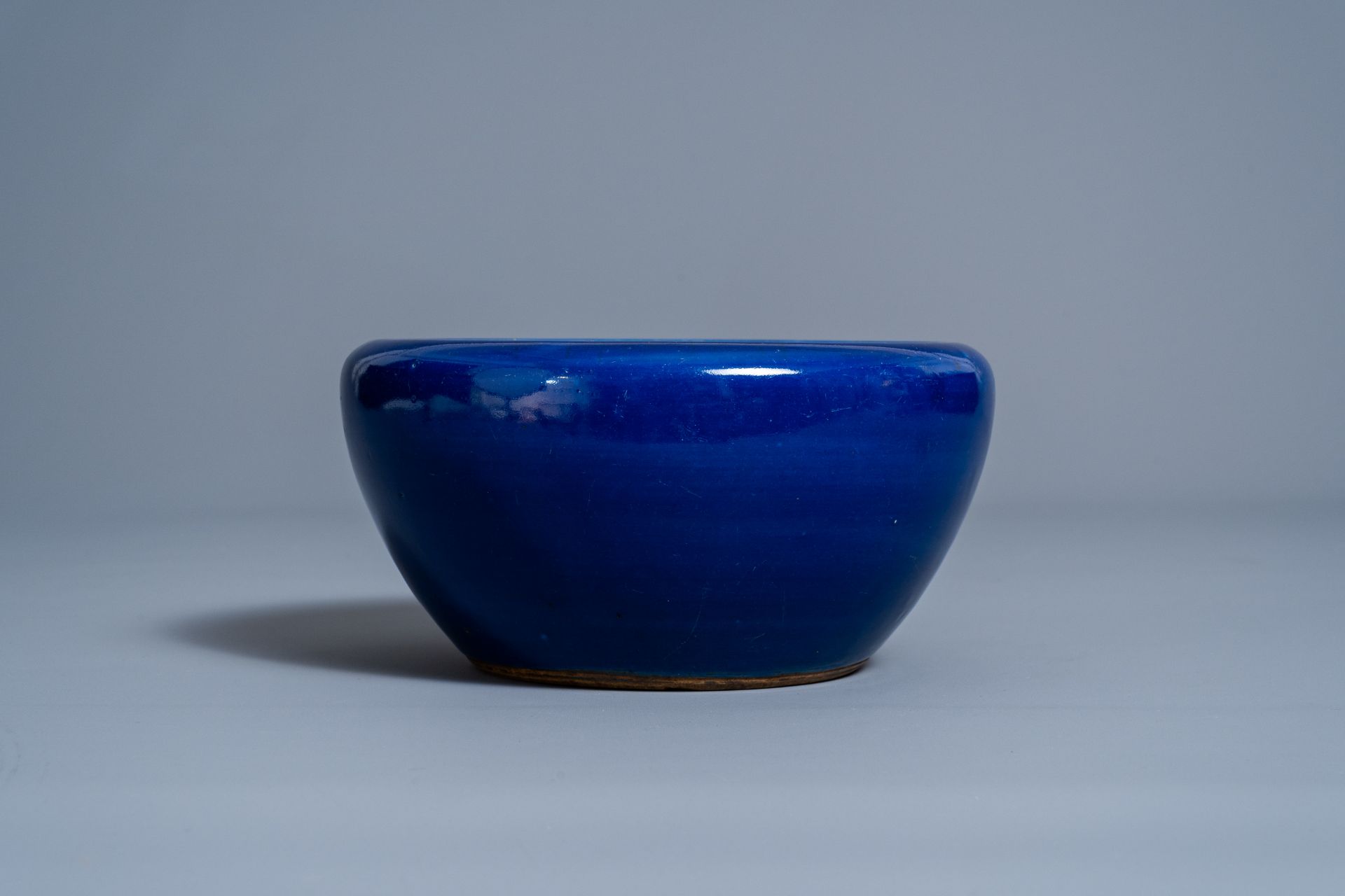 A Chinese monochrome blue alms bowl, 19th C. - Image 2 of 7