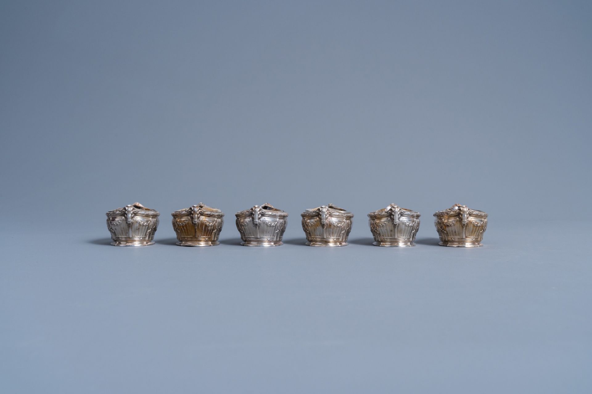 Six silver Louis XVI style salts with spoon with matching 'Wolfers Frres' case, 950/000, maker's ma - Image 14 of 20