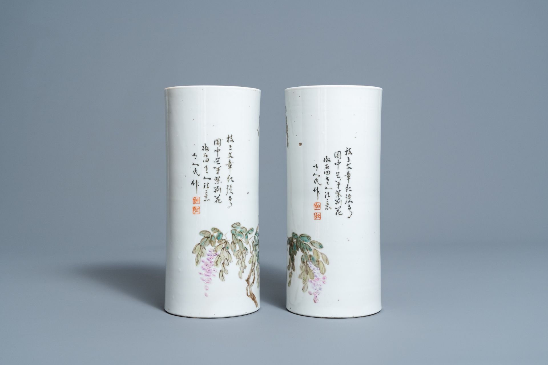 A pair of Chinese qianjiang cai hat stands with a bird on a blossoming branch, 19th/20th C. - Image 5 of 7