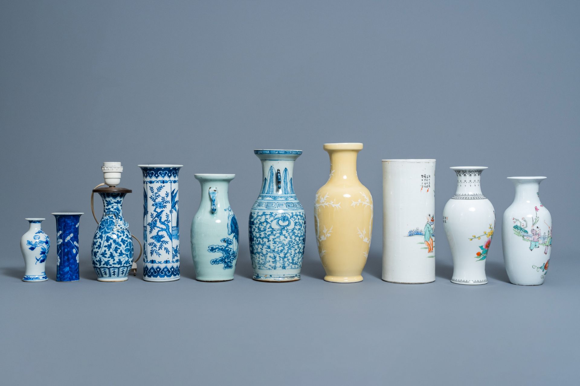 A varied collection of Chinese blue, white, famille rose and polychrome porcelain vases, 19th/20th C - Image 5 of 7