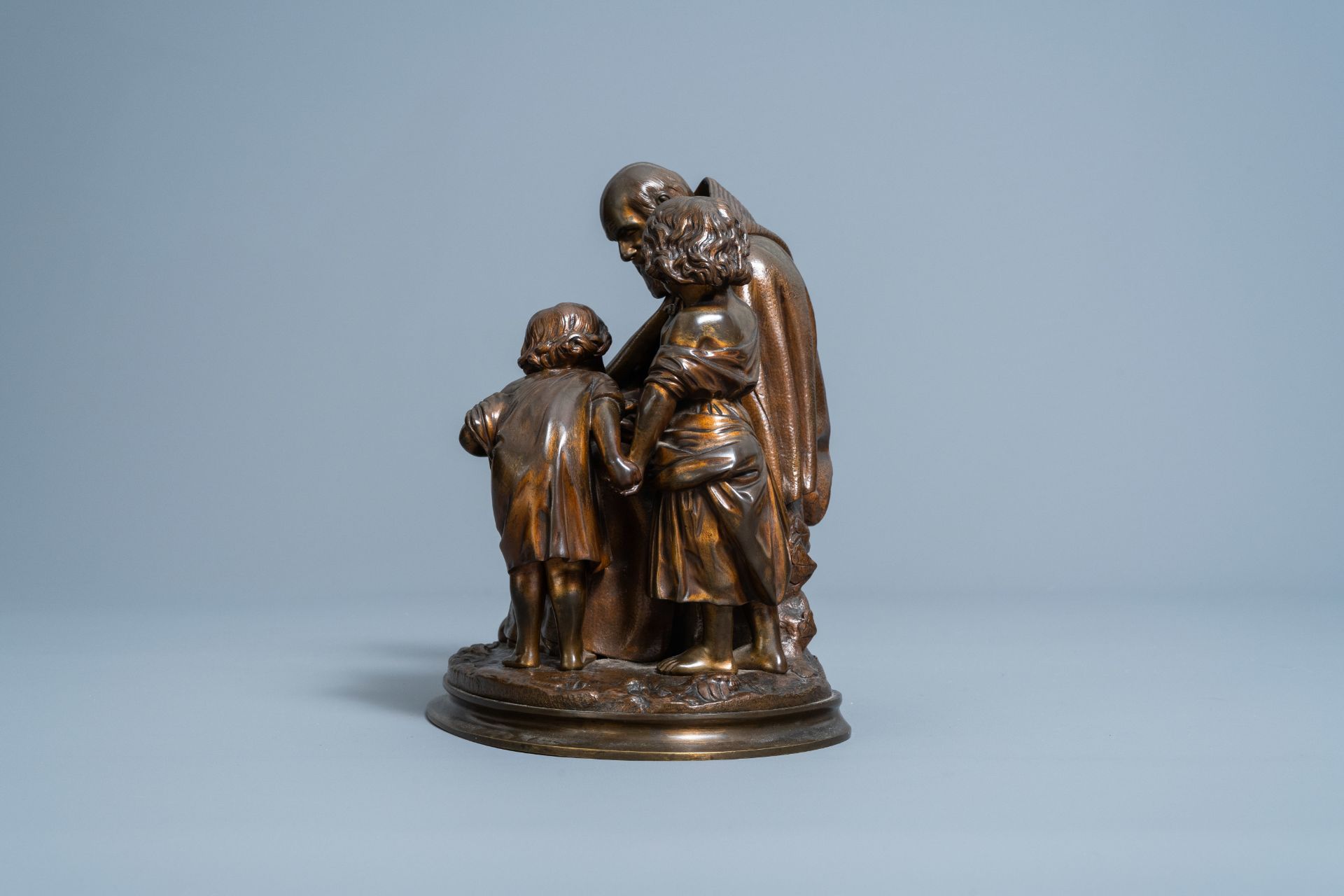 Franois-Michel Pascal (1810-1882): A monk shows two children the body of Christ, brown patinated br - Image 3 of 8