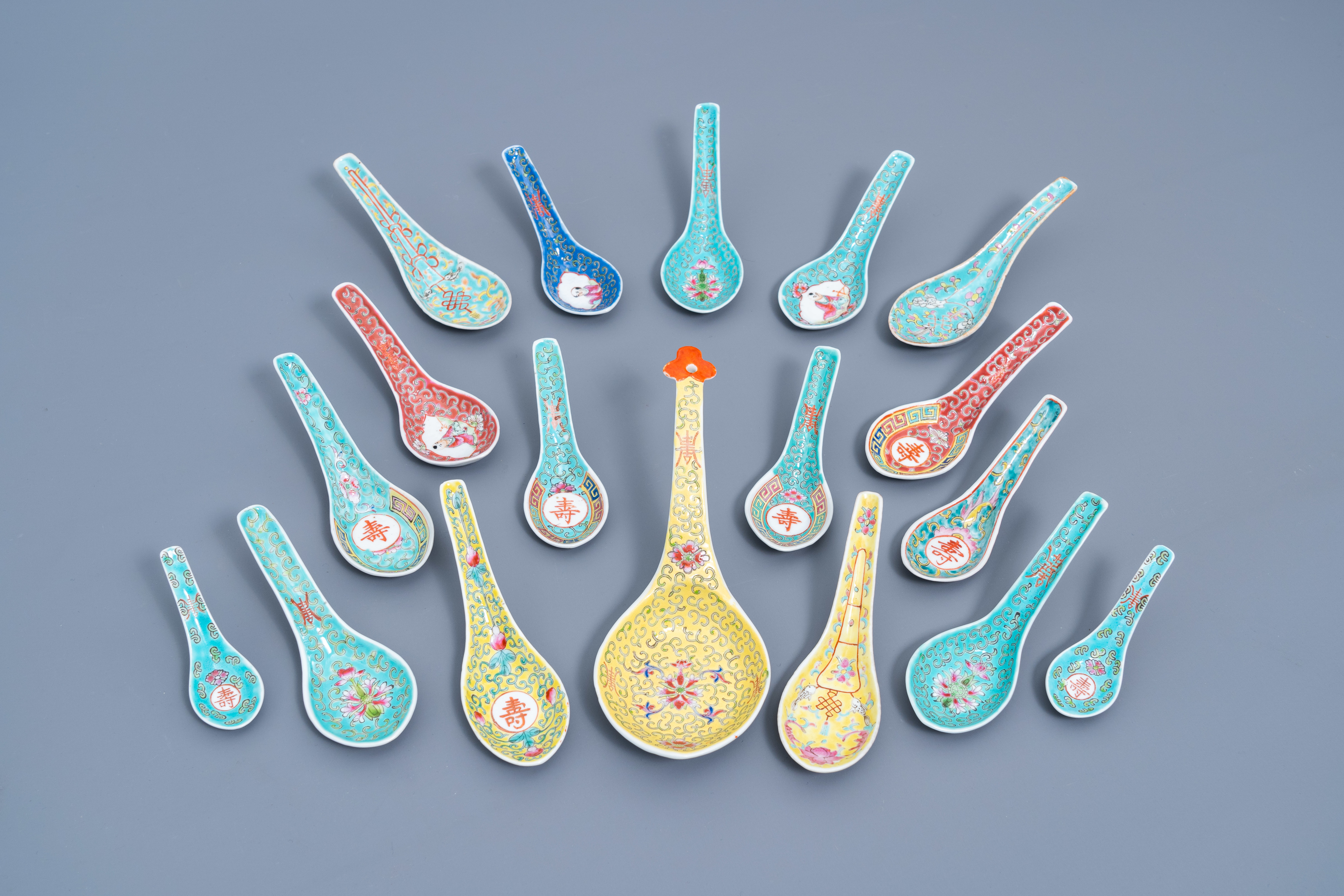 A varied collection of Chinese famille rose yellow, blue, red and turquoise ground spoons, 20th C.