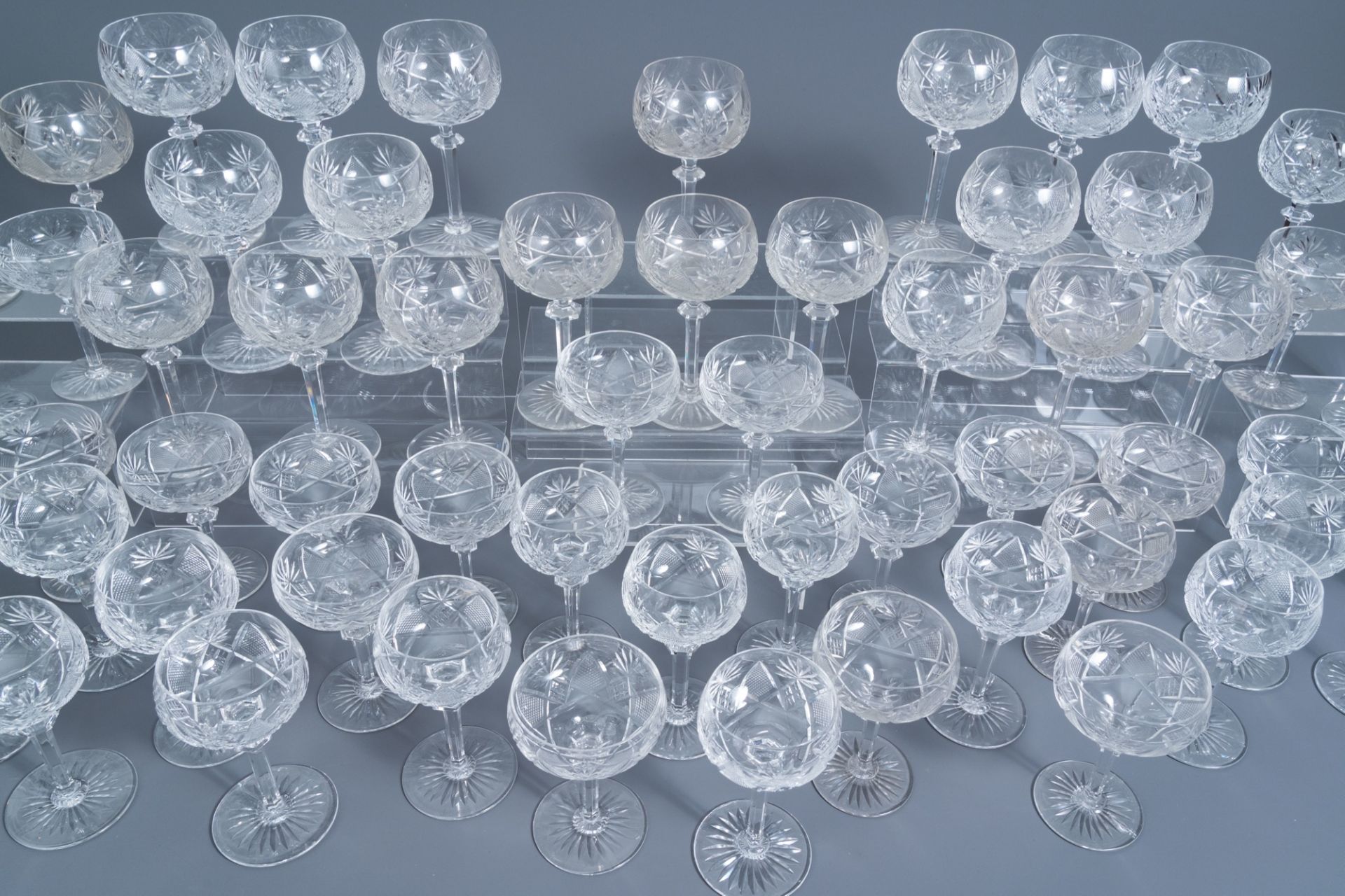 An extensive collection of clear crystal cut glasses, Val Saint Lambert, 20th C. - Bild 7 aus 9