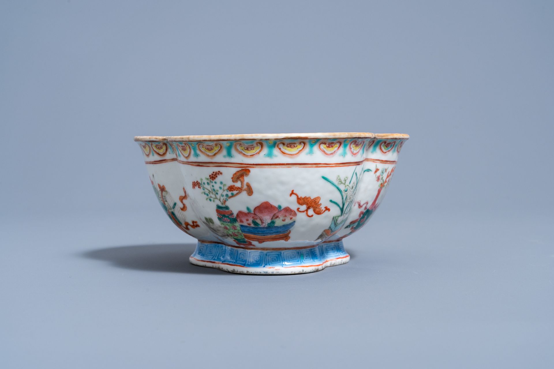 A three-lobed Chinese famille rose 'antiquities' bowl, Daoguang mark and of the period - Image 5 of 8