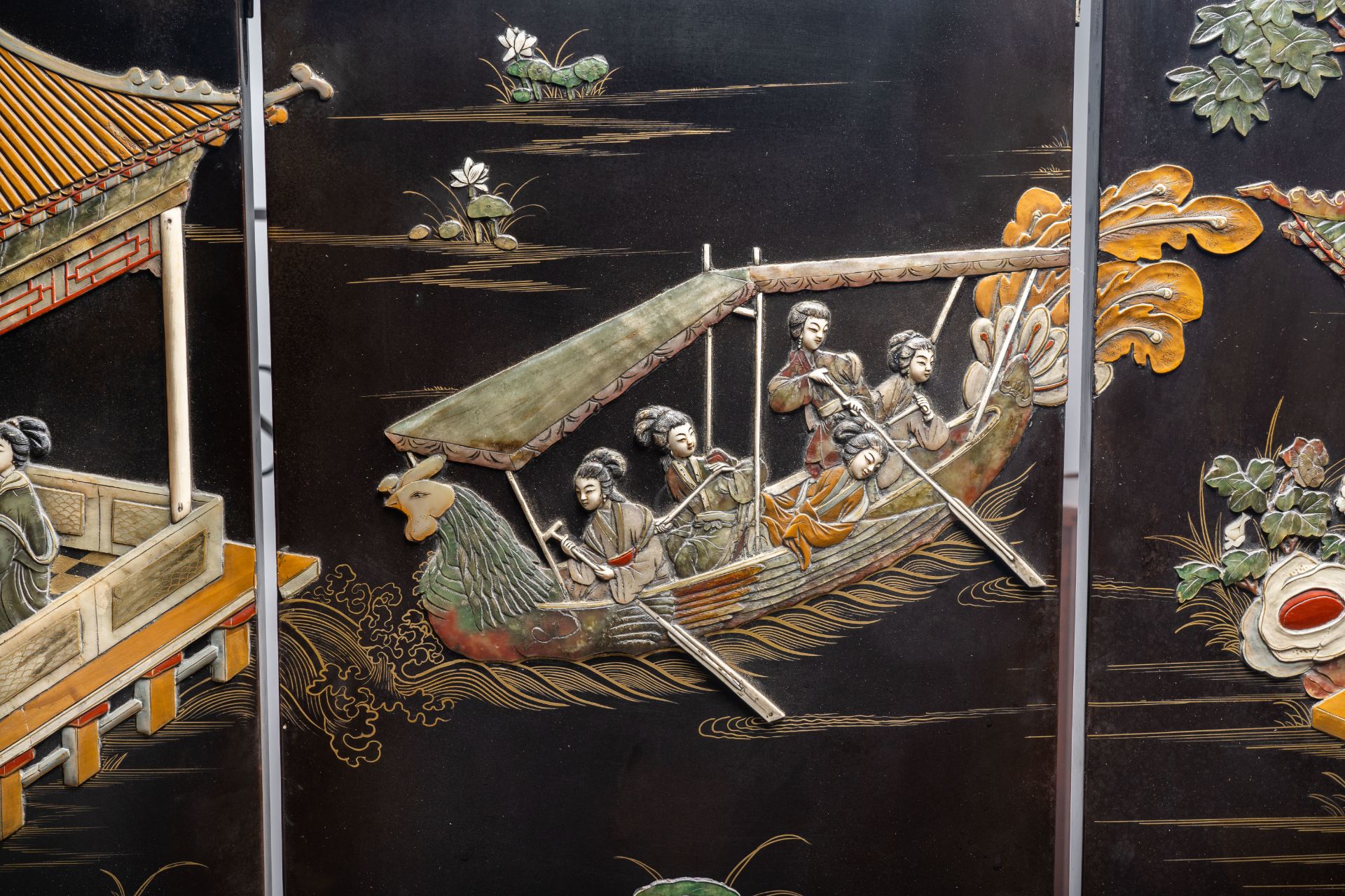 A Chinese six-part folding screen inlaid with bone, mother-of-pearl and various semi-precious stones - Image 8 of 14