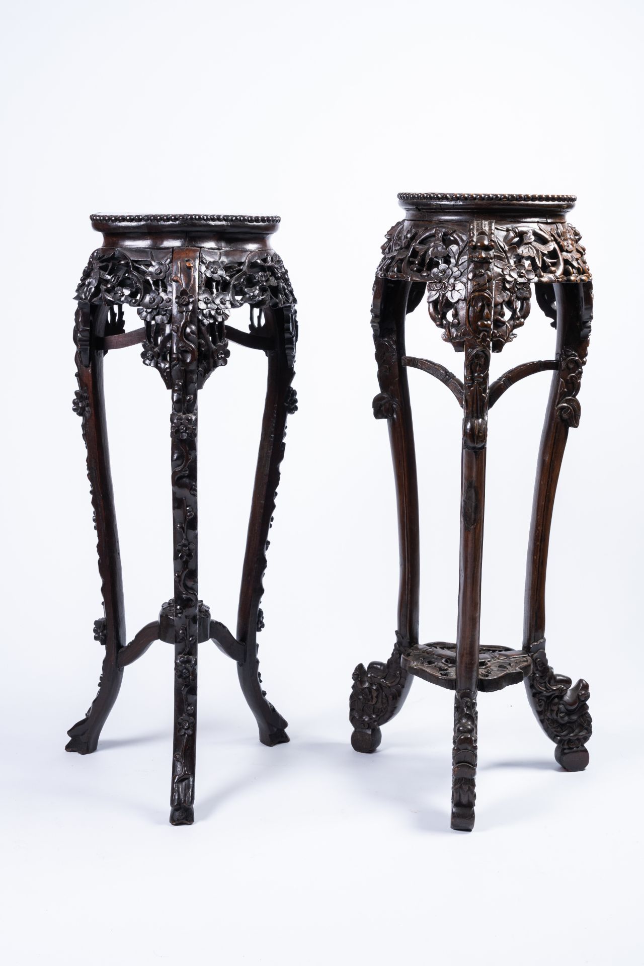 Two Chinese carved wood stands with marble top, 19th/20th C. - Image 6 of 8