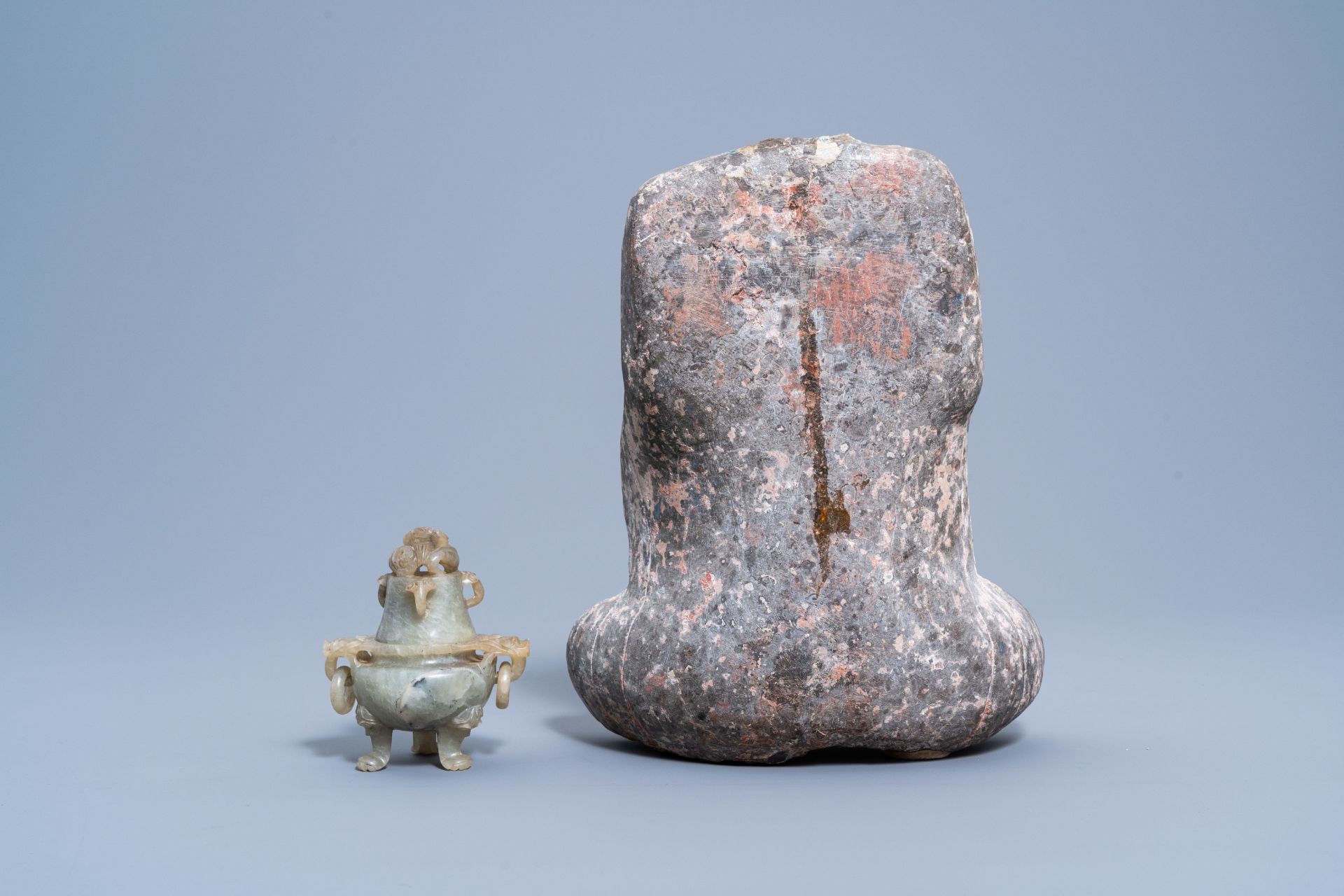 A Chinese jade bi disc, a jade•te censer and a Wei-style sculpture, 20th C. and/or earlier - Image 6 of 9