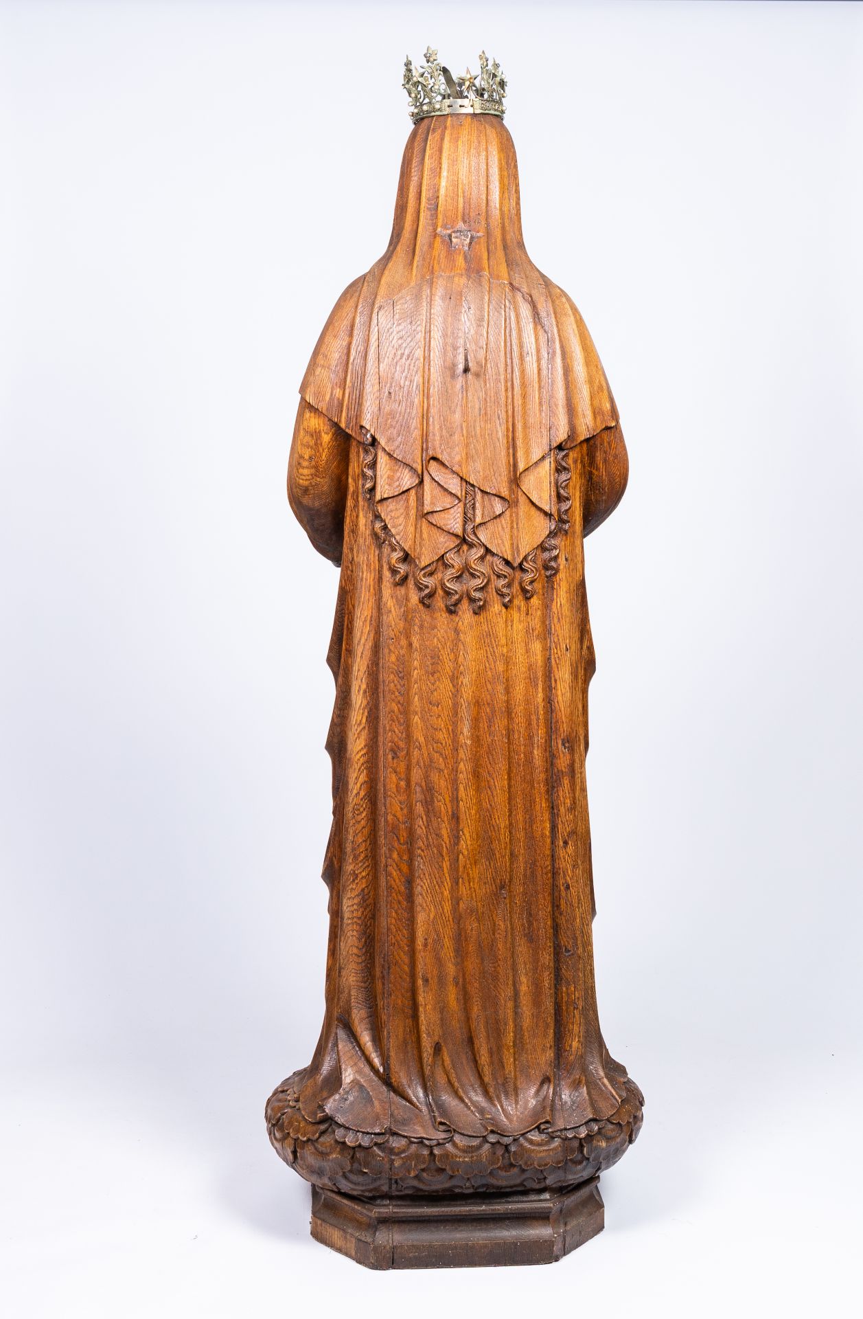 Belgian school, monogrammed D.B or C.B.: The Immaculate Heart of Mary, oak wood, dated 1906 - Image 5 of 13