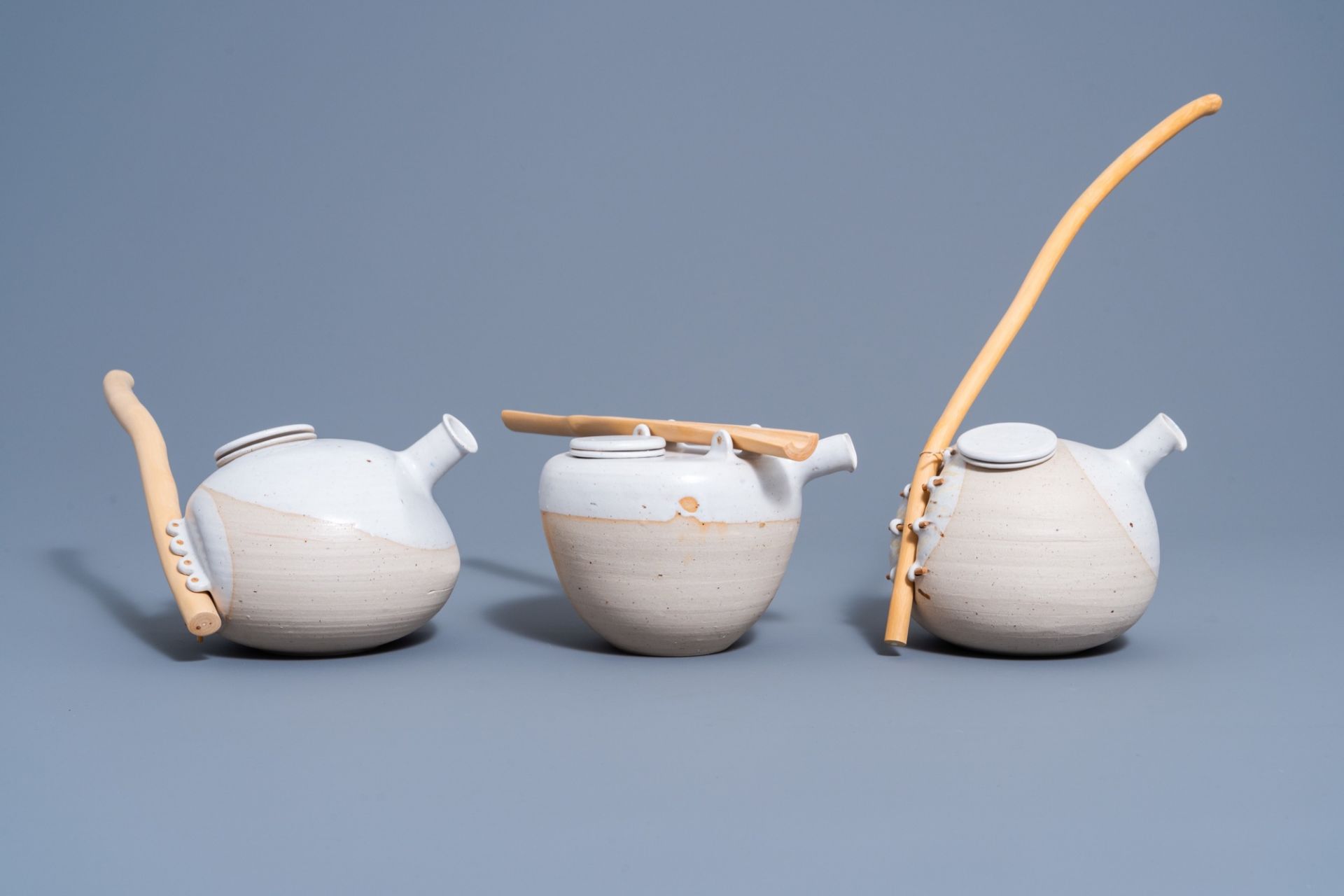 Frits Vandenbussche (1942): Three partly glazed stoneware teapots and covers with wood handles, 20th - Image 5 of 7