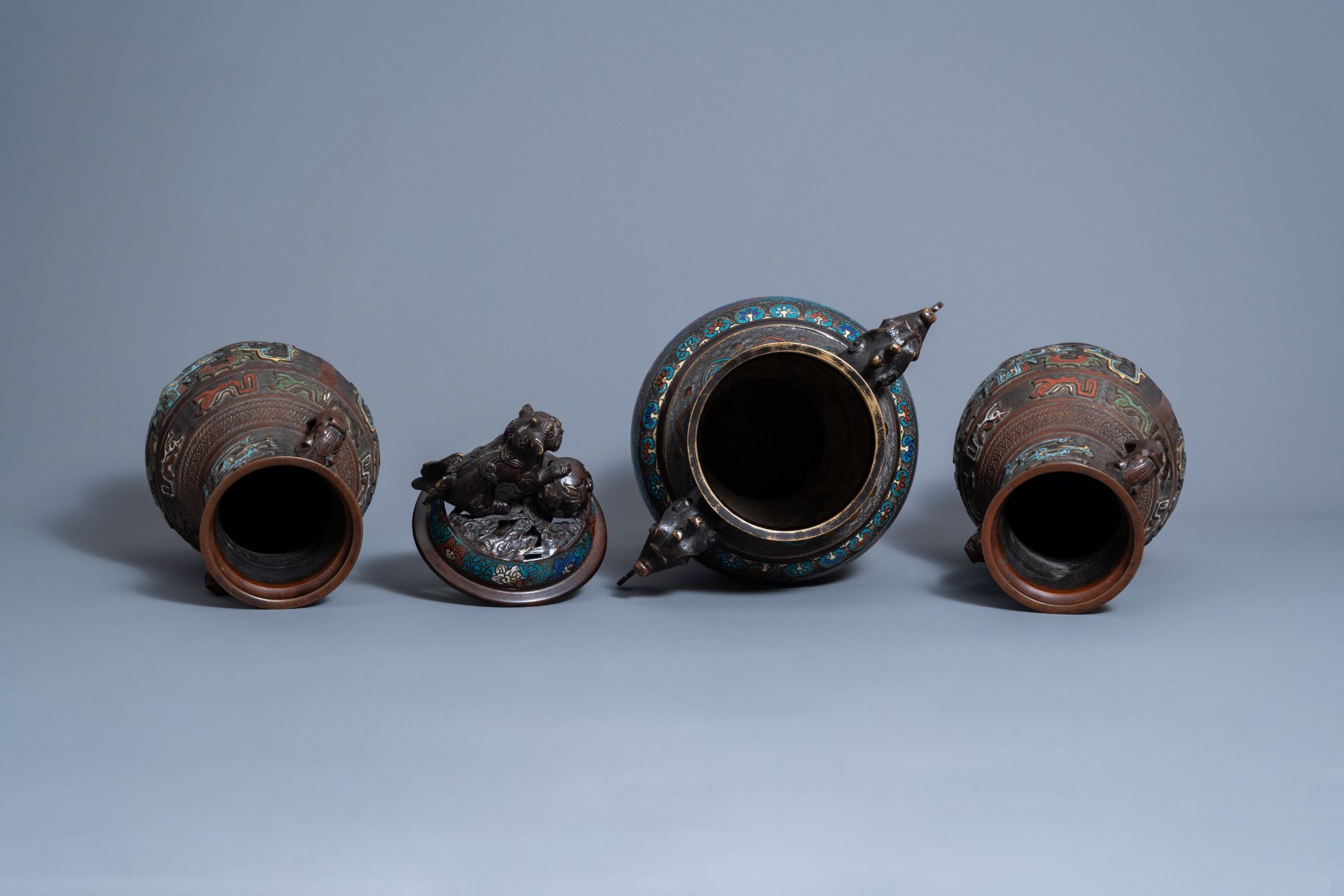 A pair of Chinese or Japanese cloisonnŽ and champlevŽ enamel vases and a 'koro' incense burner, Meij - Image 6 of 7