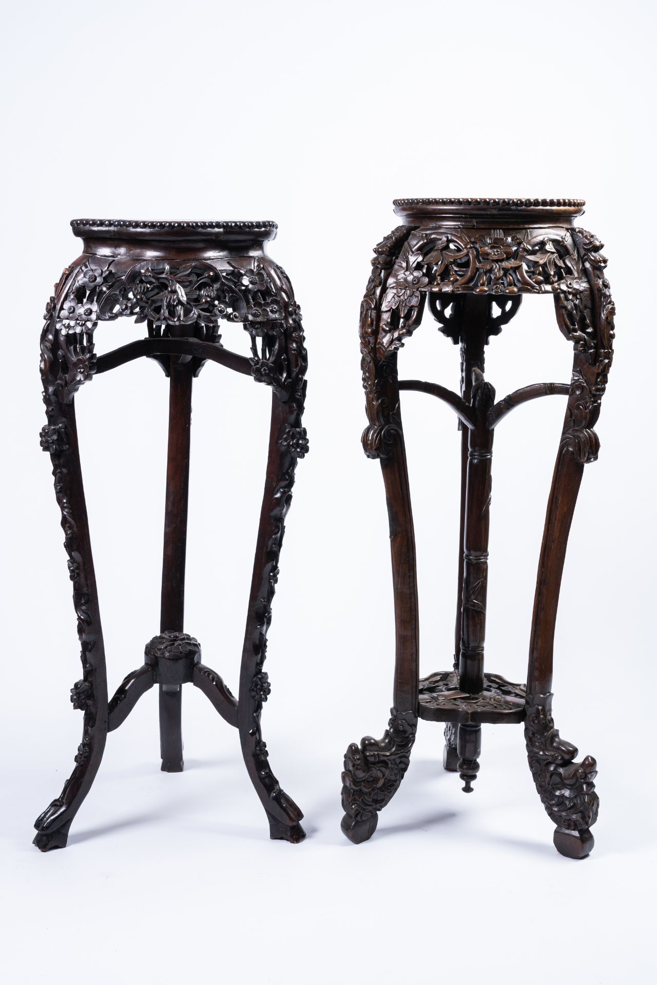 Two Chinese carved wood stands with marble top, 19th/20th C. - Image 3 of 8
