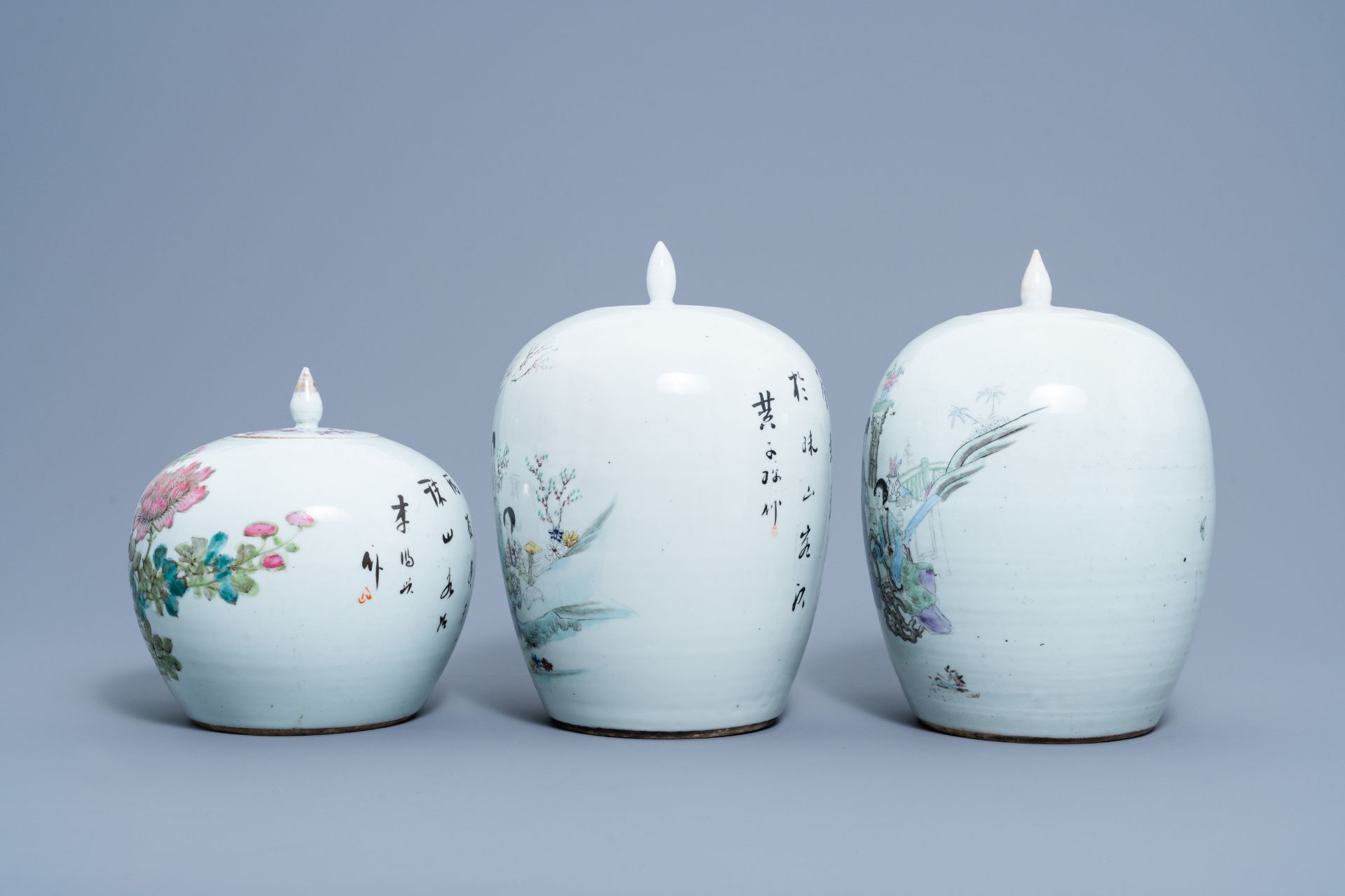 Three Chinese qianjiang cai jars and covers with ladies in a garden and a bird among blossoming bran - Image 3 of 7