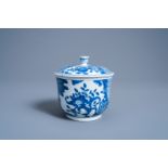 A Chinese blue and white Vietnamese market 'Bleu de Hue' bowl and cover with floral design, 19th C.