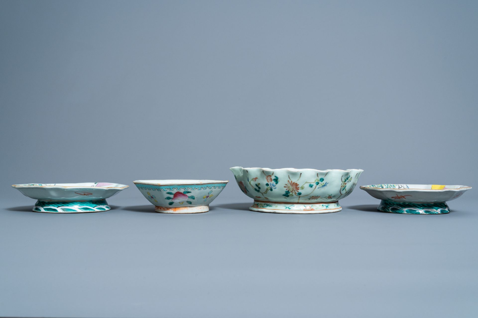 A varied collection of Chinese famille rose porcelain, 19th/20th C. - Image 5 of 12