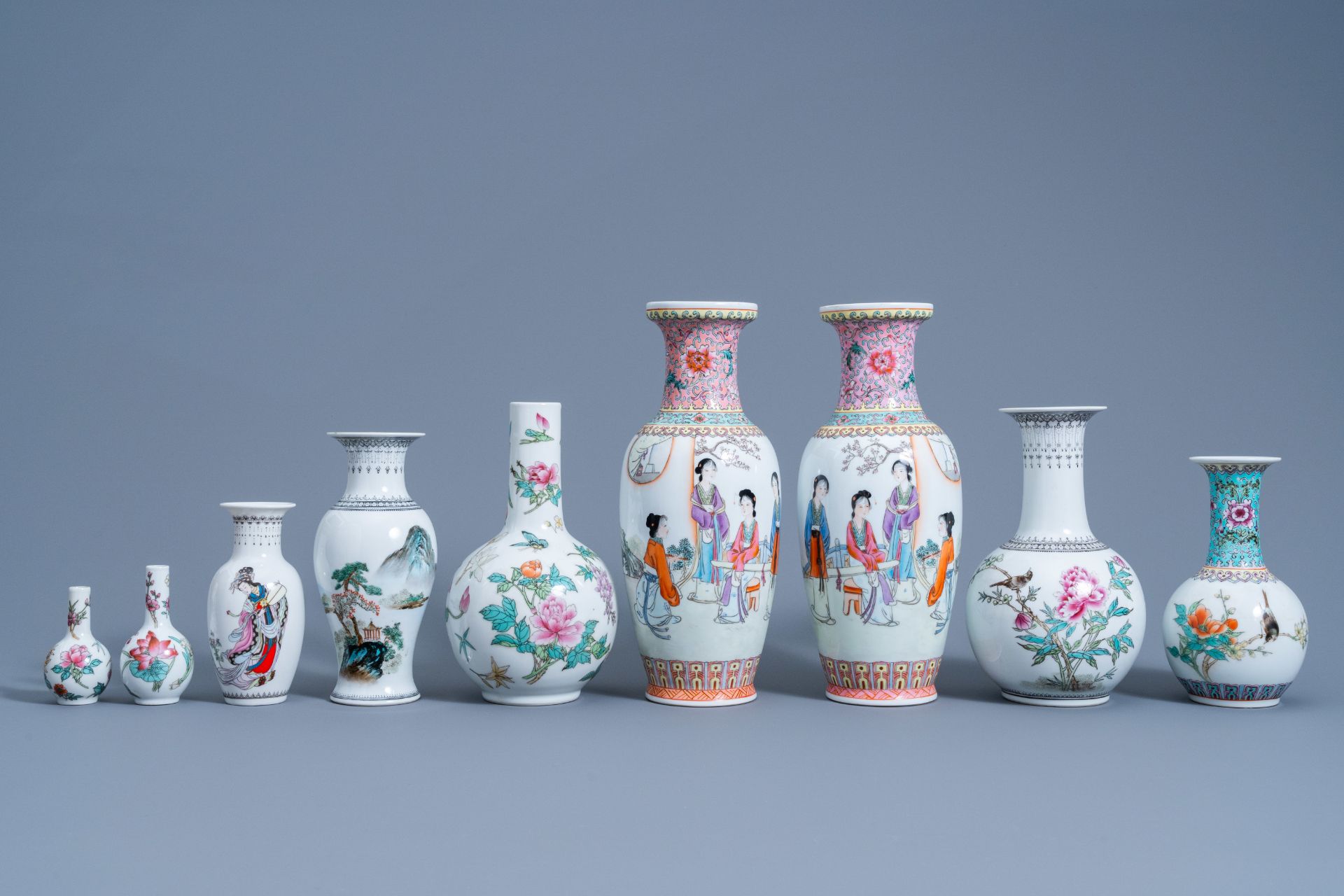 A varied collection of Chinese famille rose and qianjiang cai vases, 20th C. - Image 2 of 7