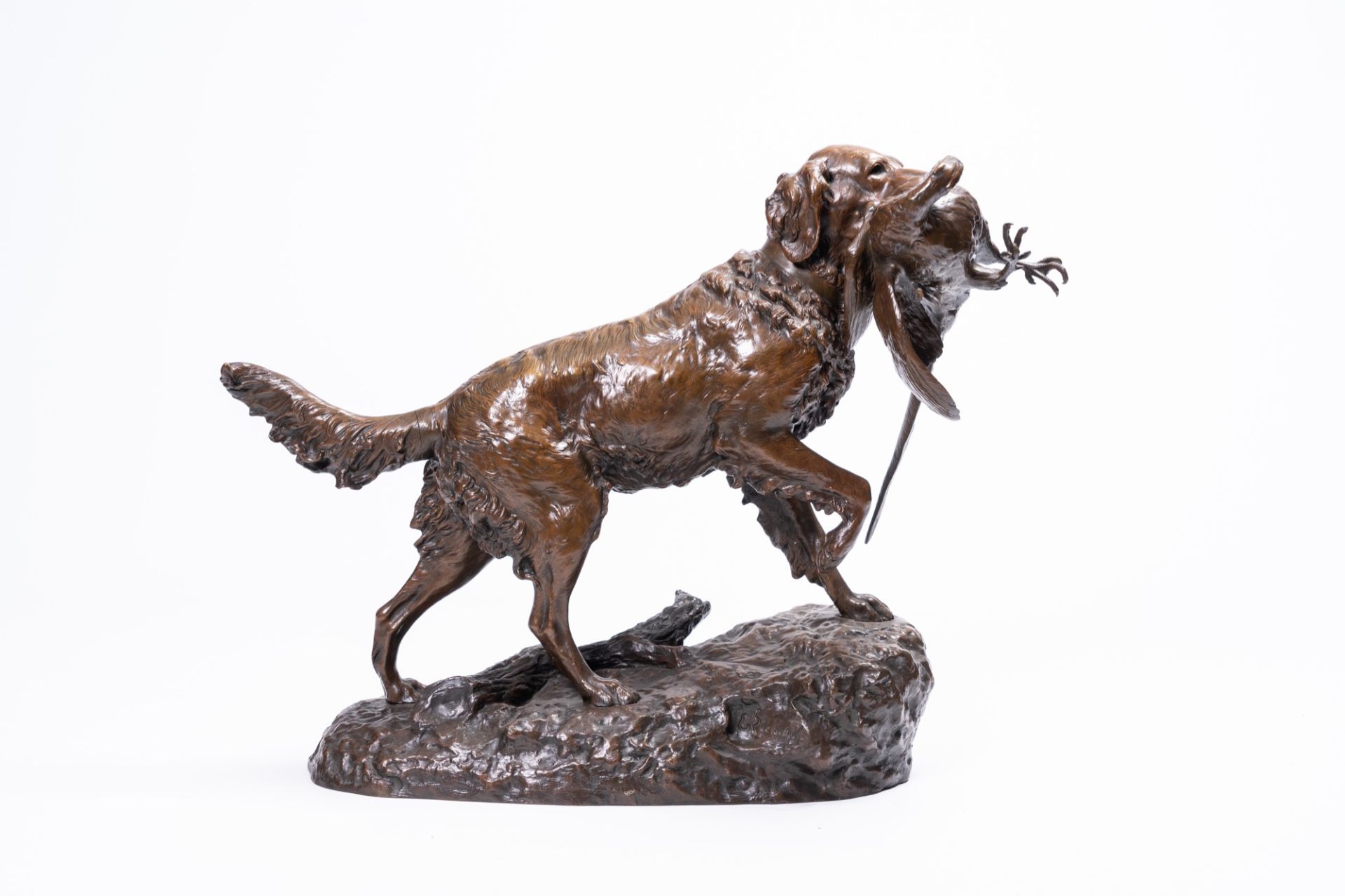 Emile DŽsirŽ Lienard (1842-?): Hunting dog with pheasant, brown patinated bronze on a vert de mer ma - Image 9 of 12