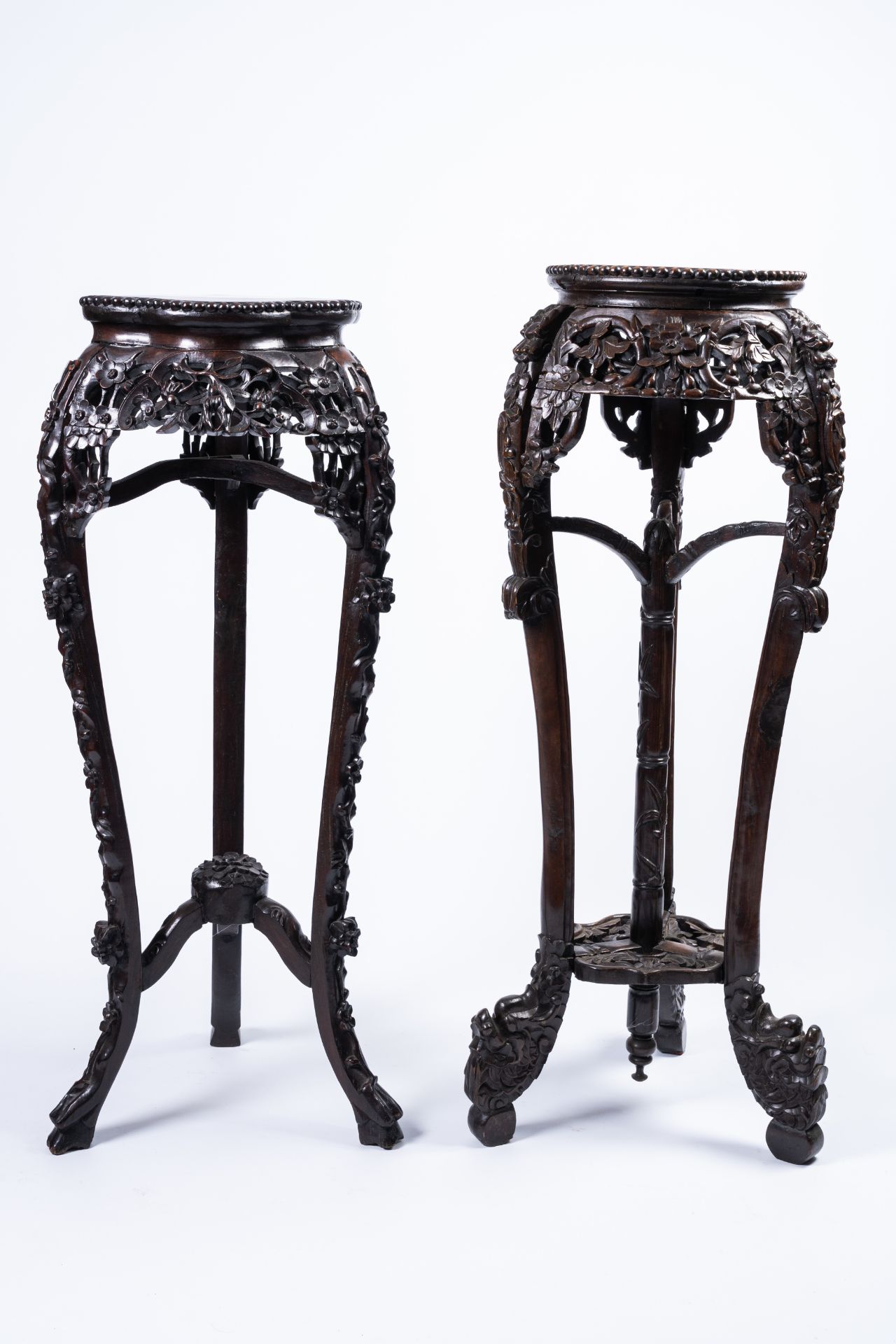 Two Chinese carved wood stands with marble top, 19th/20th C. - Image 5 of 8