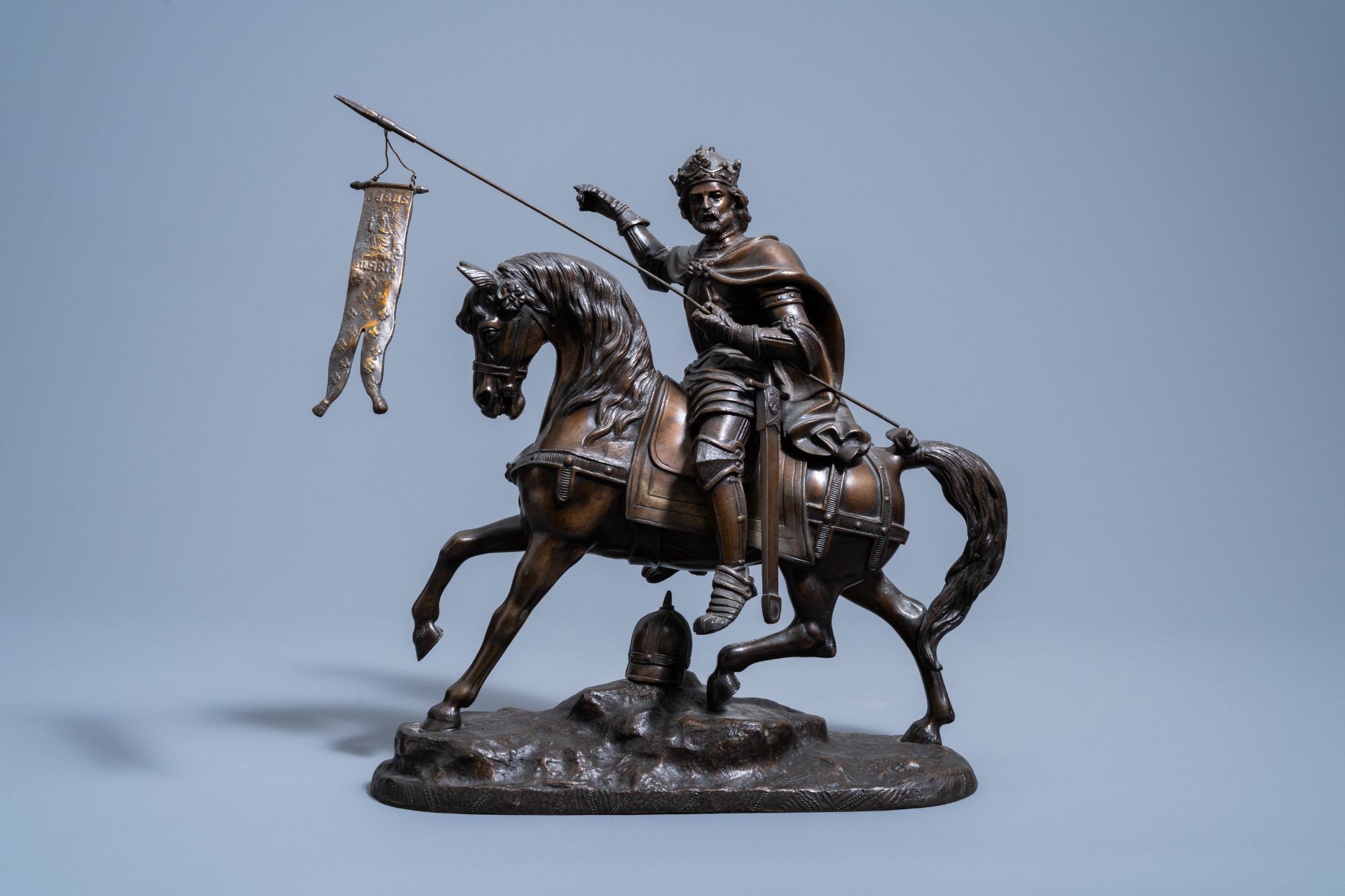 French school: Crusader on horseback, most probably Godfrey of Bouillon, brown patinated bronze on a - Image 2 of 9