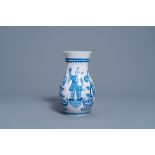 A blue and white Brussels faience 'chinoiserie' vase with a pipe smoker, ca. 1800